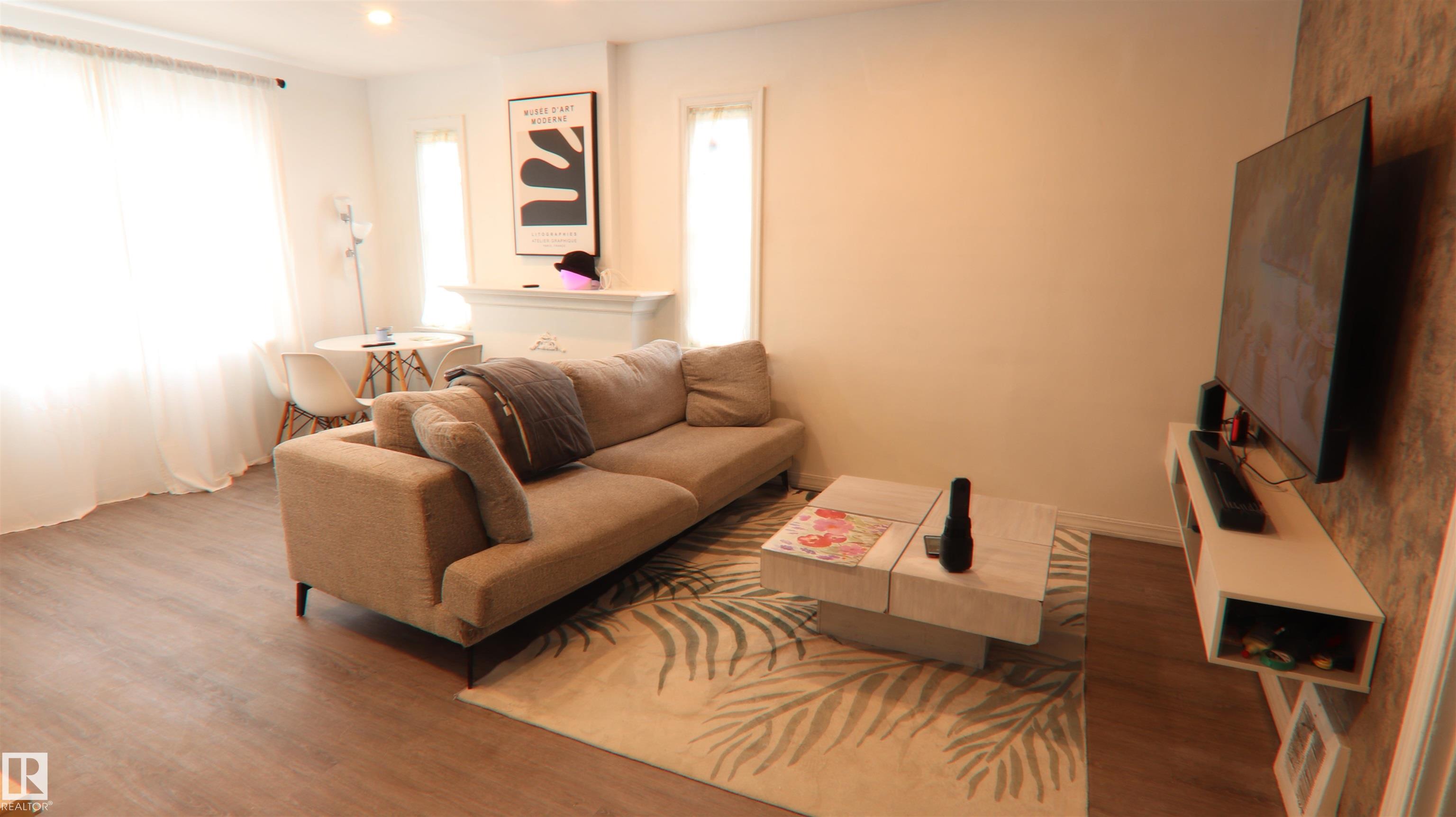 Picture for 11161 67 ST NW