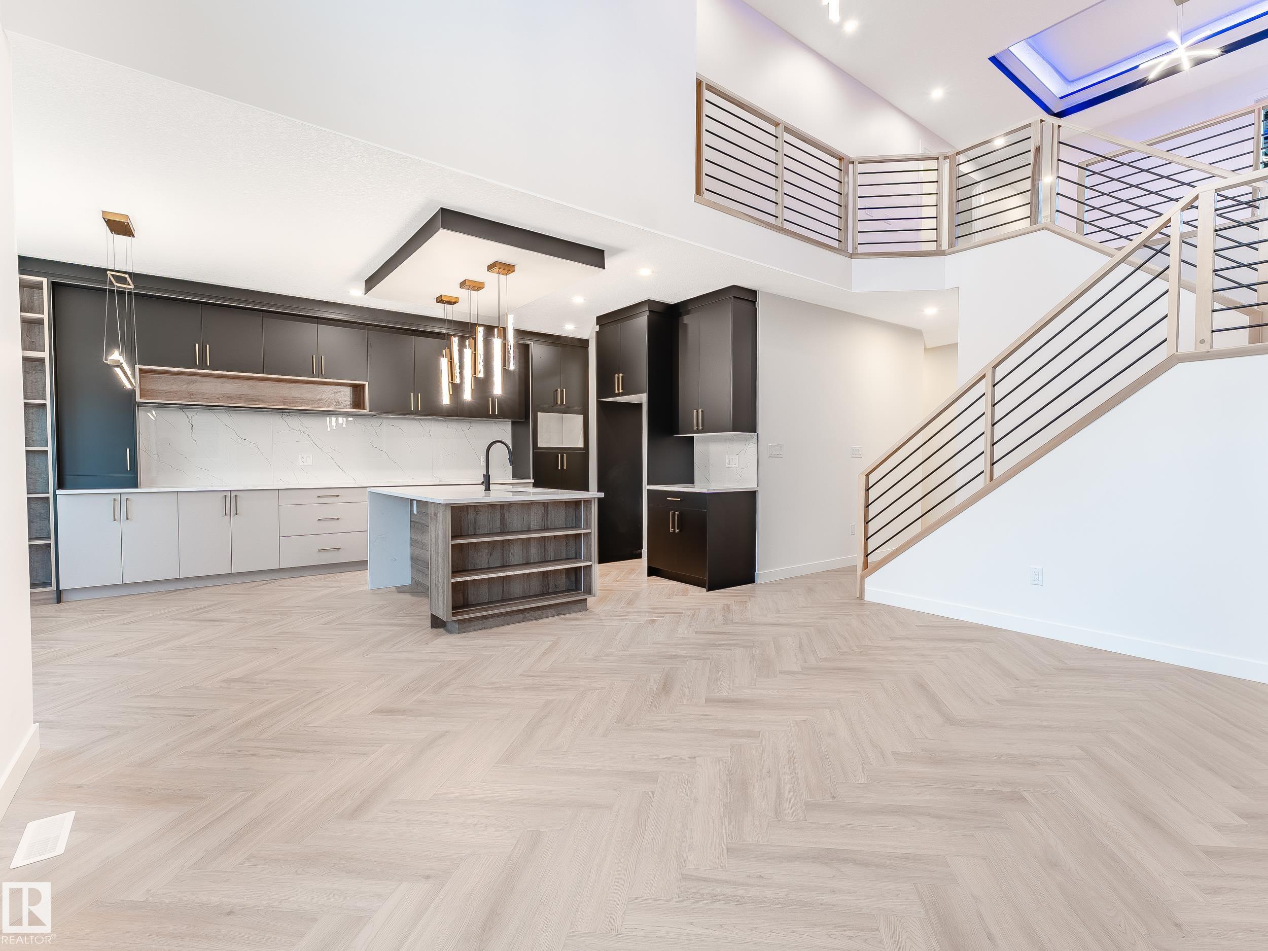 Photo 14 at 125 Lilac Close, Woodbend, Leduc