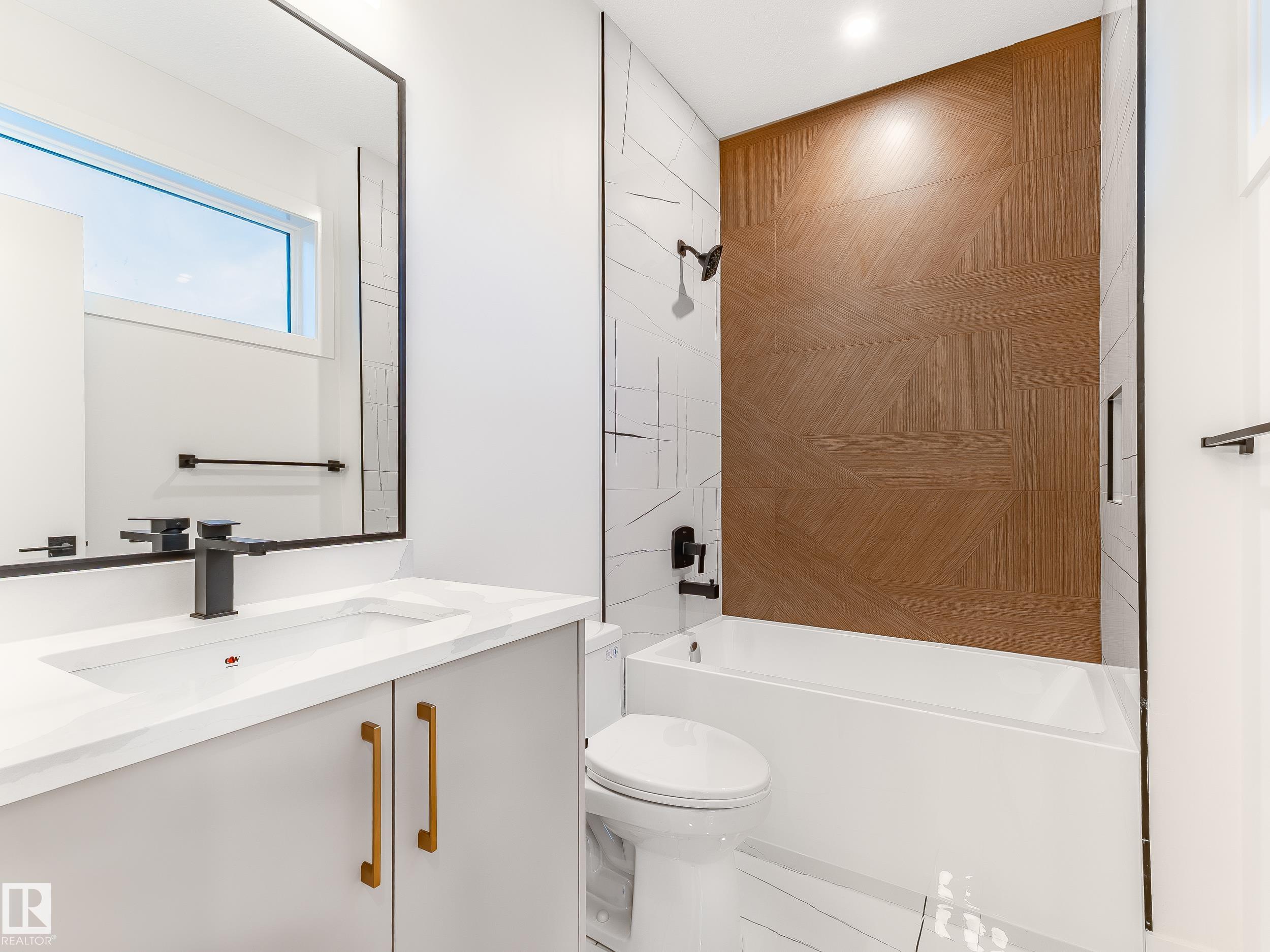 Photo 46 at 125 Lilac Close, Woodbend, Leduc