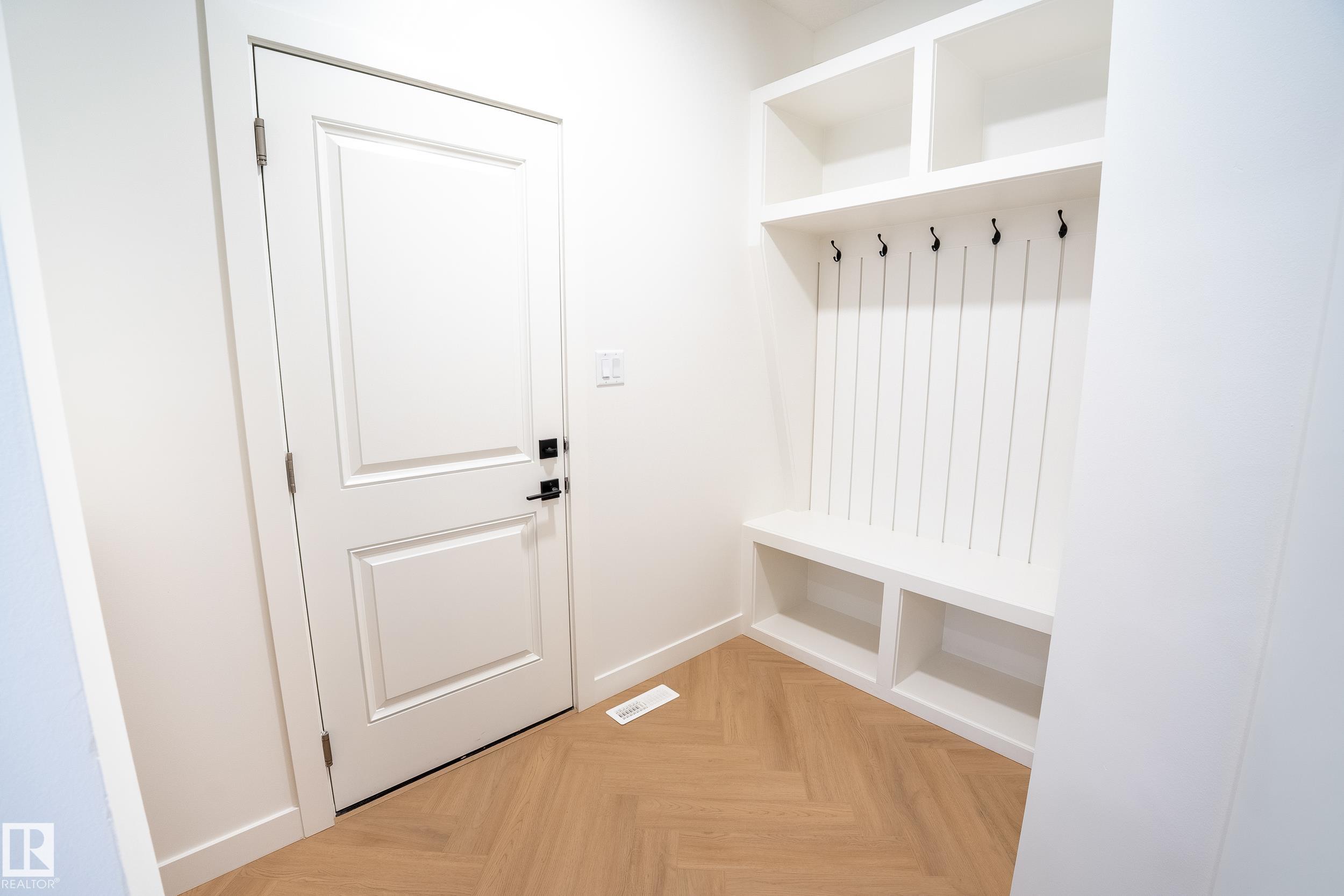 Photo 7 at 119 Lilac Close, Woodbend, Leduc