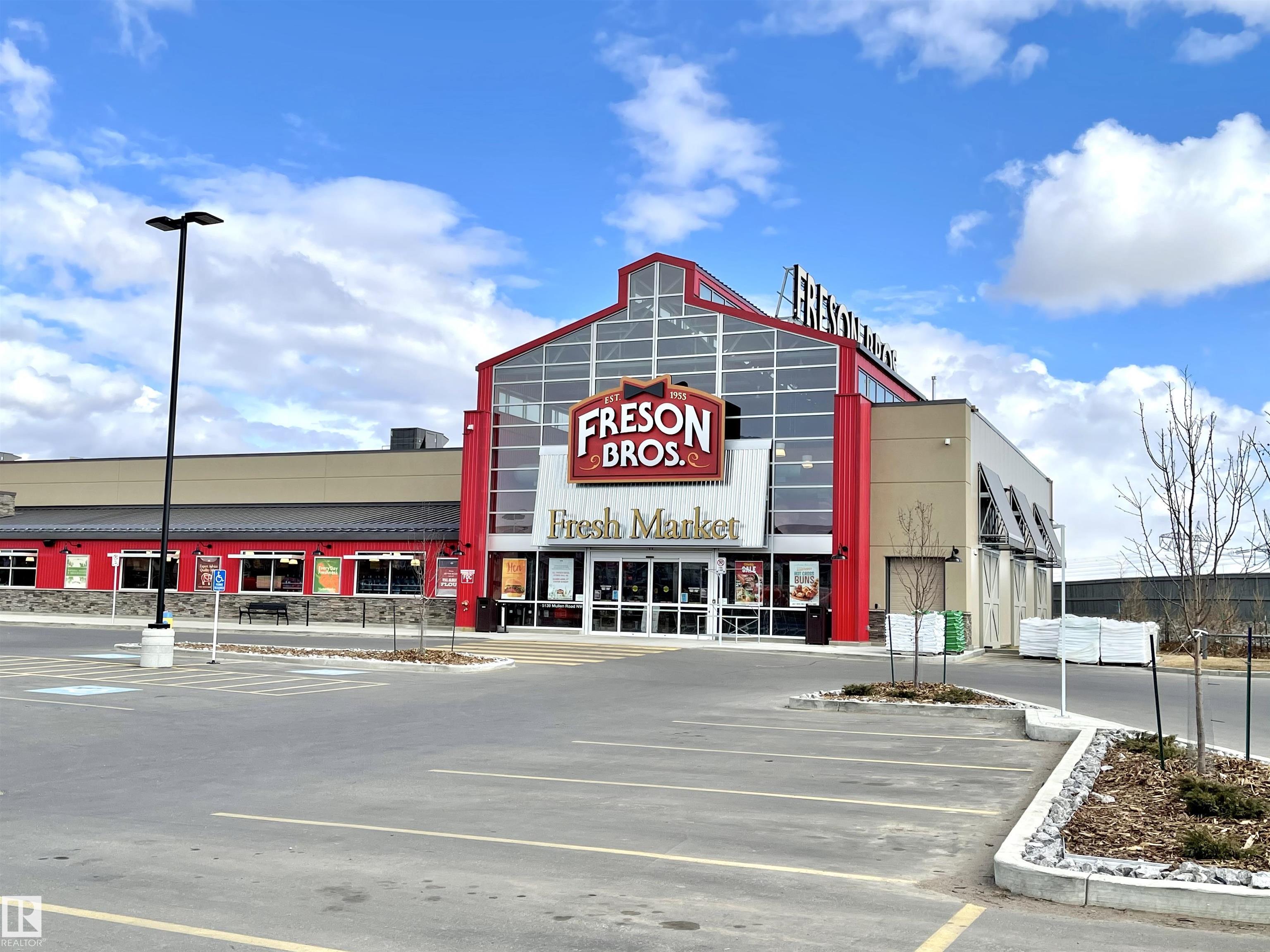 Photo 23 at 208 - 5810 Mullen Place NW, MacTaggart, Edmonton