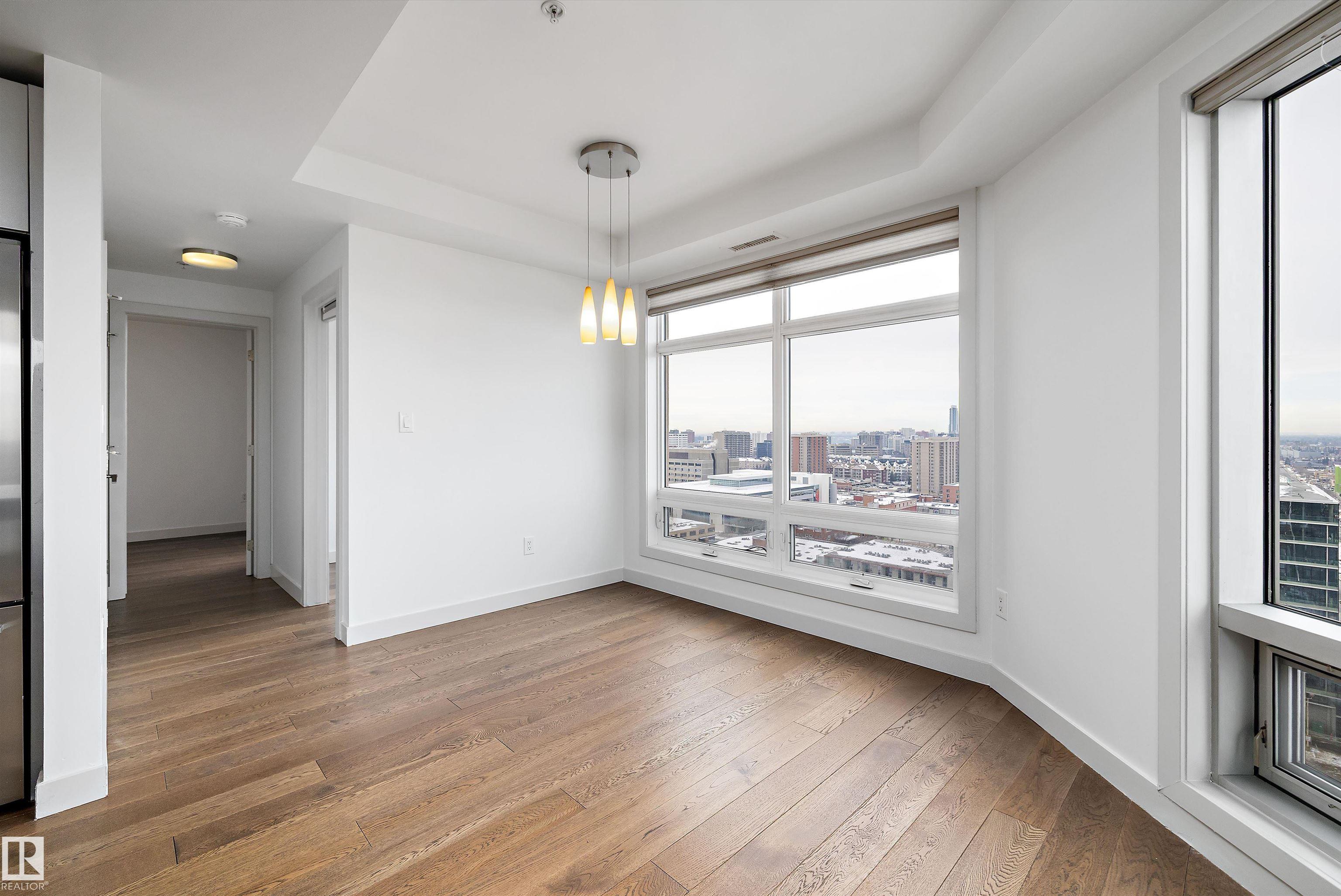 https://zimg.paragon.ice.com/ParagonImages/Property/PM/RAE/225385486/7/0/0/1c88b55c55f5387a4ae18cedef7a74f9/1/9d04b0e49a89c615aebf5db8d0218f5c/225385486-20a28272-7618-44a0-a2d5-937462236157.JPG