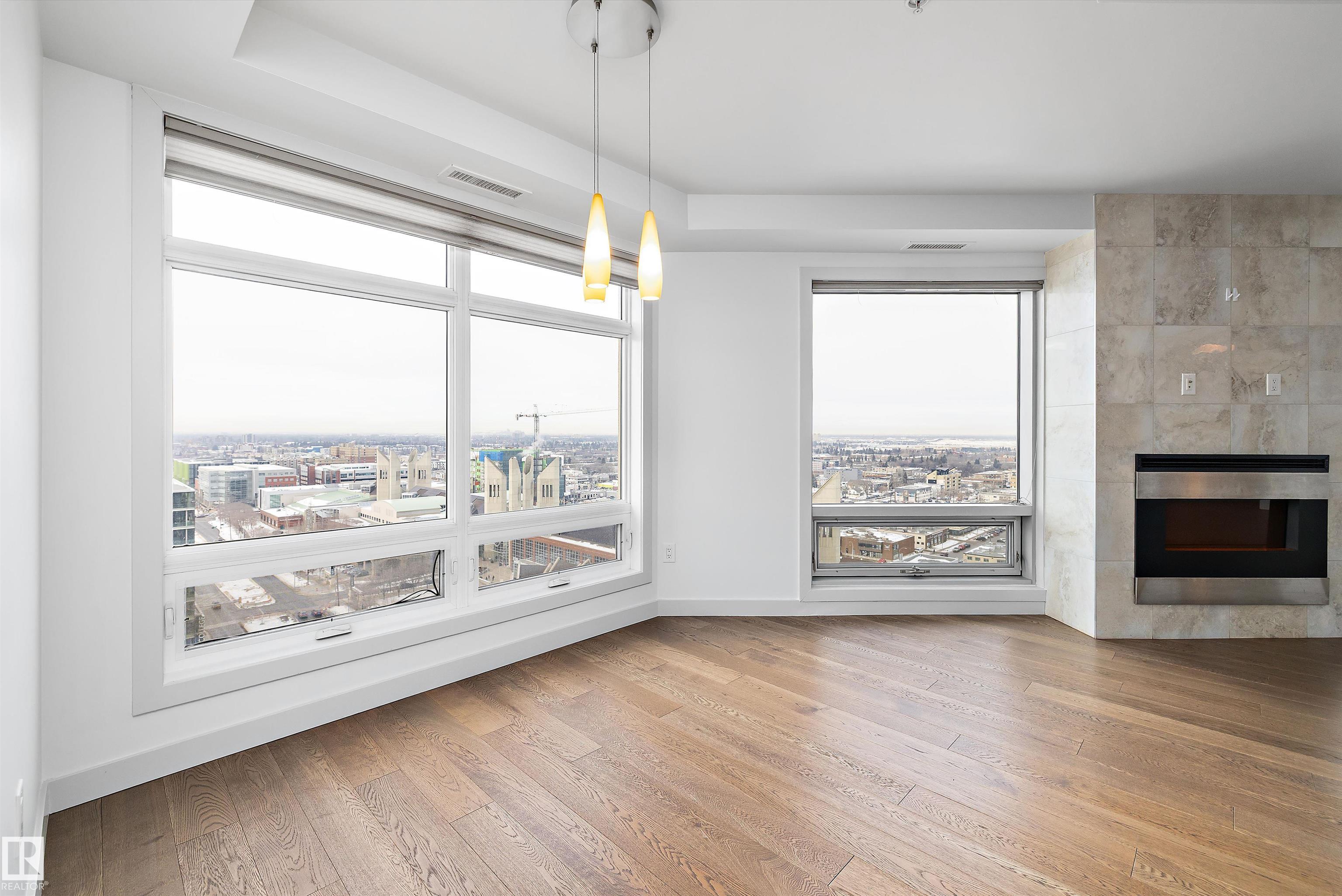 https://zimg.paragon.ice.com/ParagonImages/Property/PM/RAE/225385486/9/0/0/5eab375296e9ce7feeafc609a46be411/1/9d04b0e49a89c615aebf5db8d0218f5c/225385486-edc3060e-1489-4693-976e-ddfe168b3662.JPG