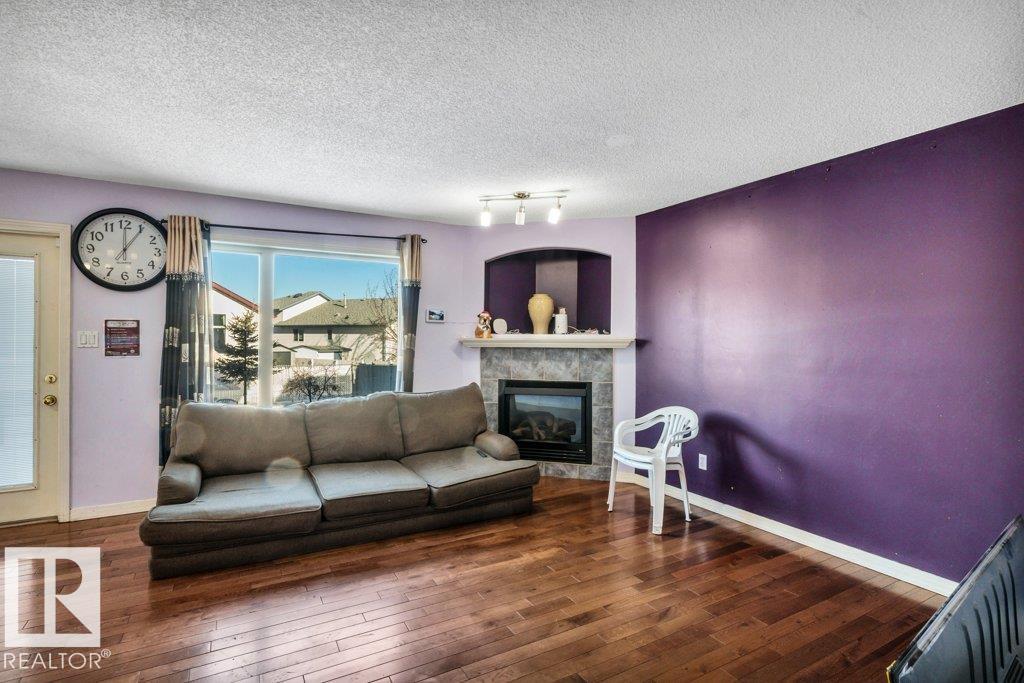 Picture for 2144 37B AV NW