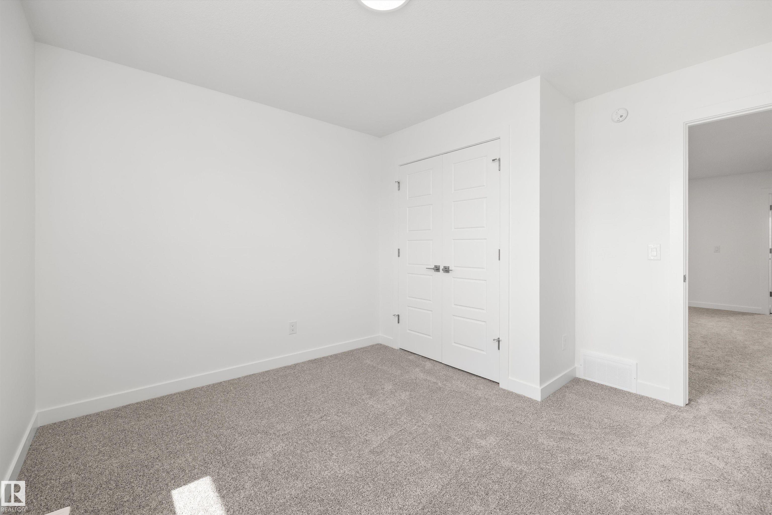 https://zimg.paragon.ice.com/ParagonImages/Property/PM/RAE/225385503/28/0/0/7e460d5eedb6d152ec36068869fe9540/1/95a1d42ba43d1144dd96234735ffb901/225385503-1347aea7-a8e9-4f86-a21a-cf01de4f641a.JPG
