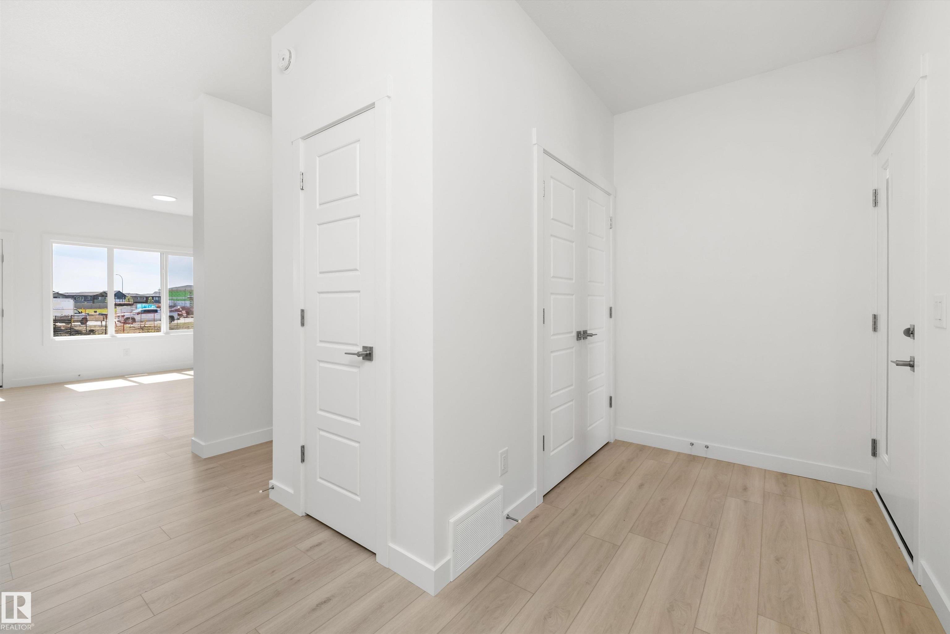 Picture for 18923 28 AV NW