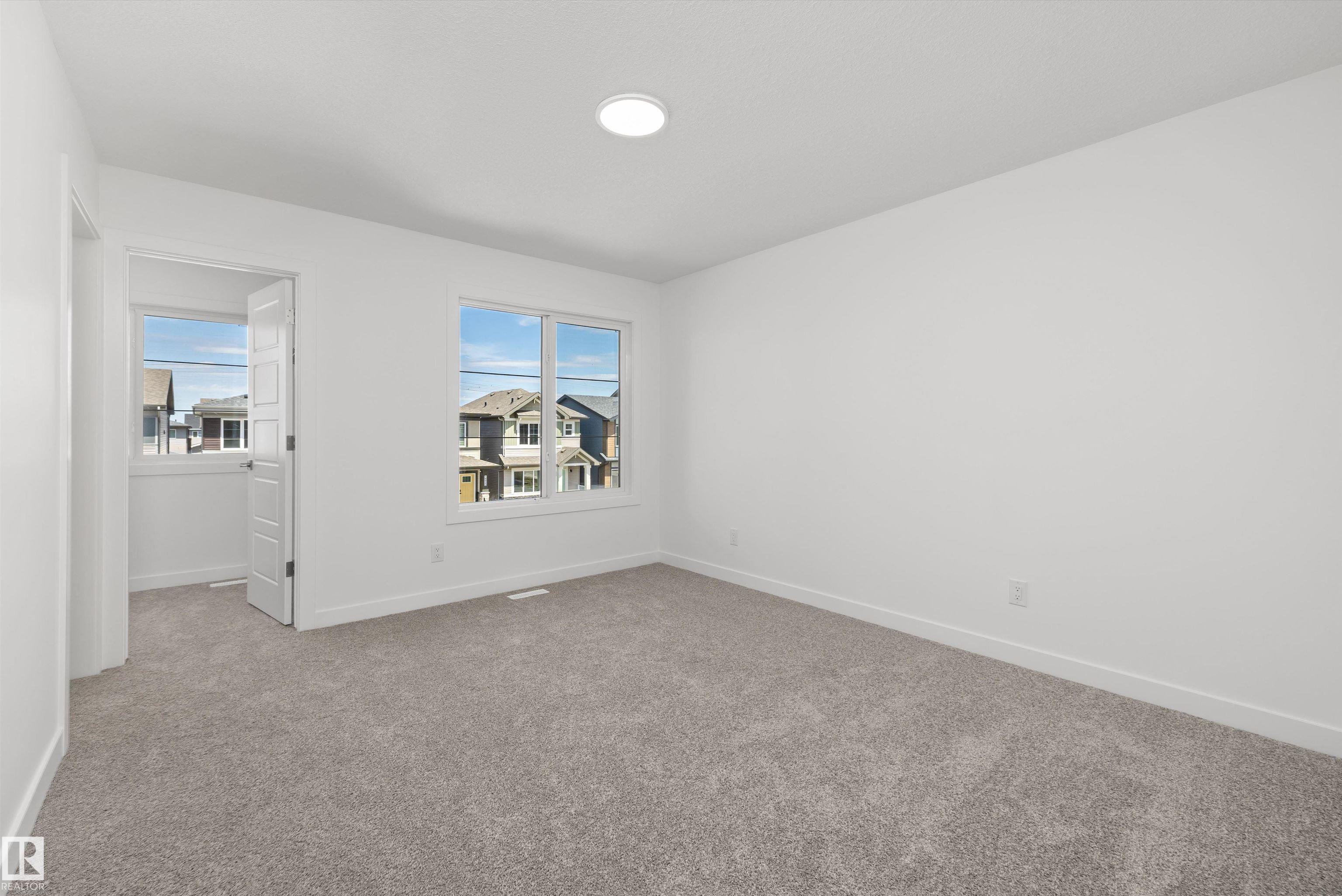 https://zimg.paragon.ice.com/ParagonImages/Property/PM/RAE/225385503/31/0/0/c8349a18c77fff431363b36aab8f4dac/1/95a1d42ba43d1144dd96234735ffb901/225385503-ab0e2f84-dbe6-40d5-9403-23f51c9b2b4c.JPG