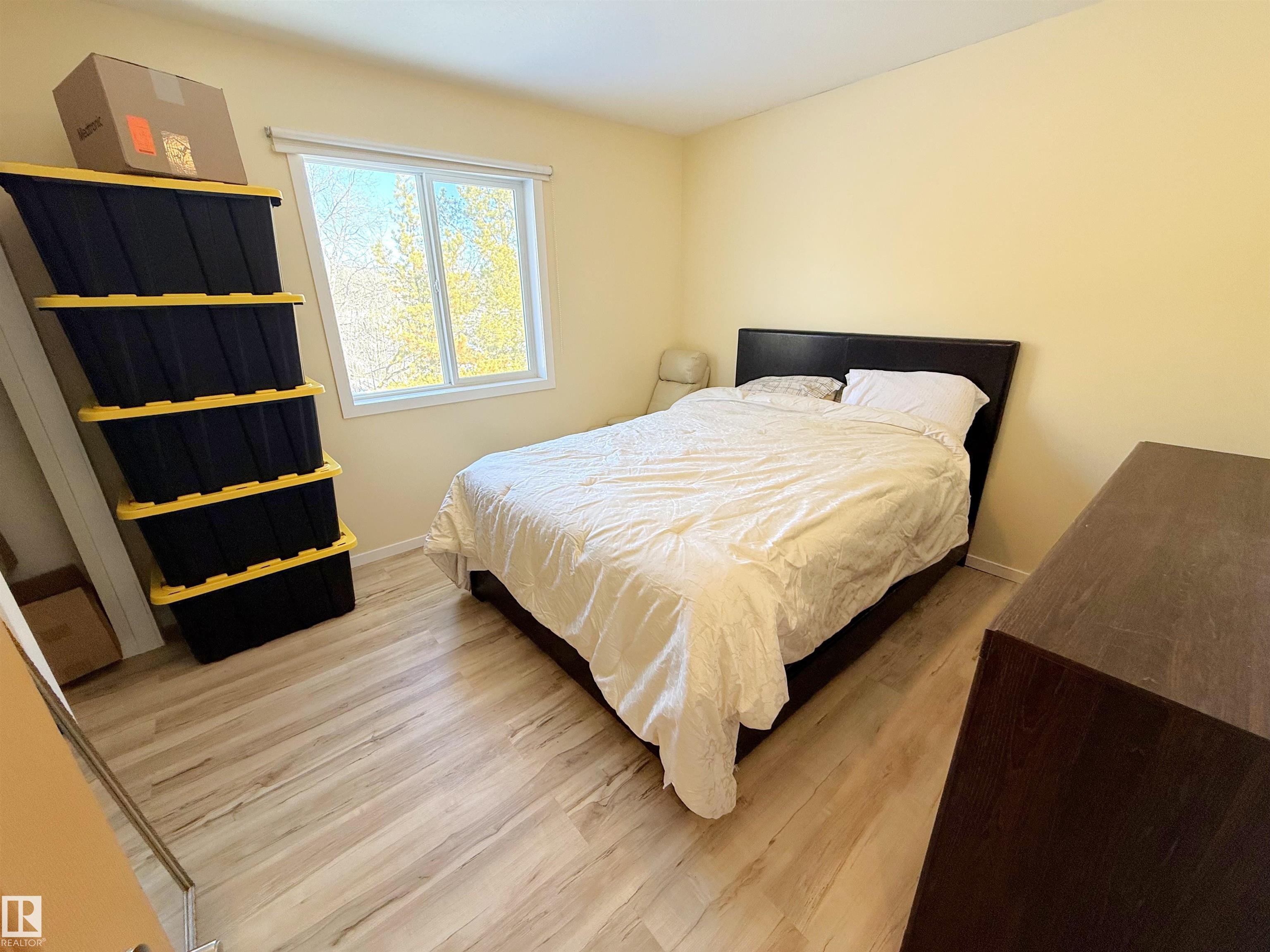 Photo 19 at 28 - 52327 Rge Road 20, Hillview Estates, Rural Parkland County