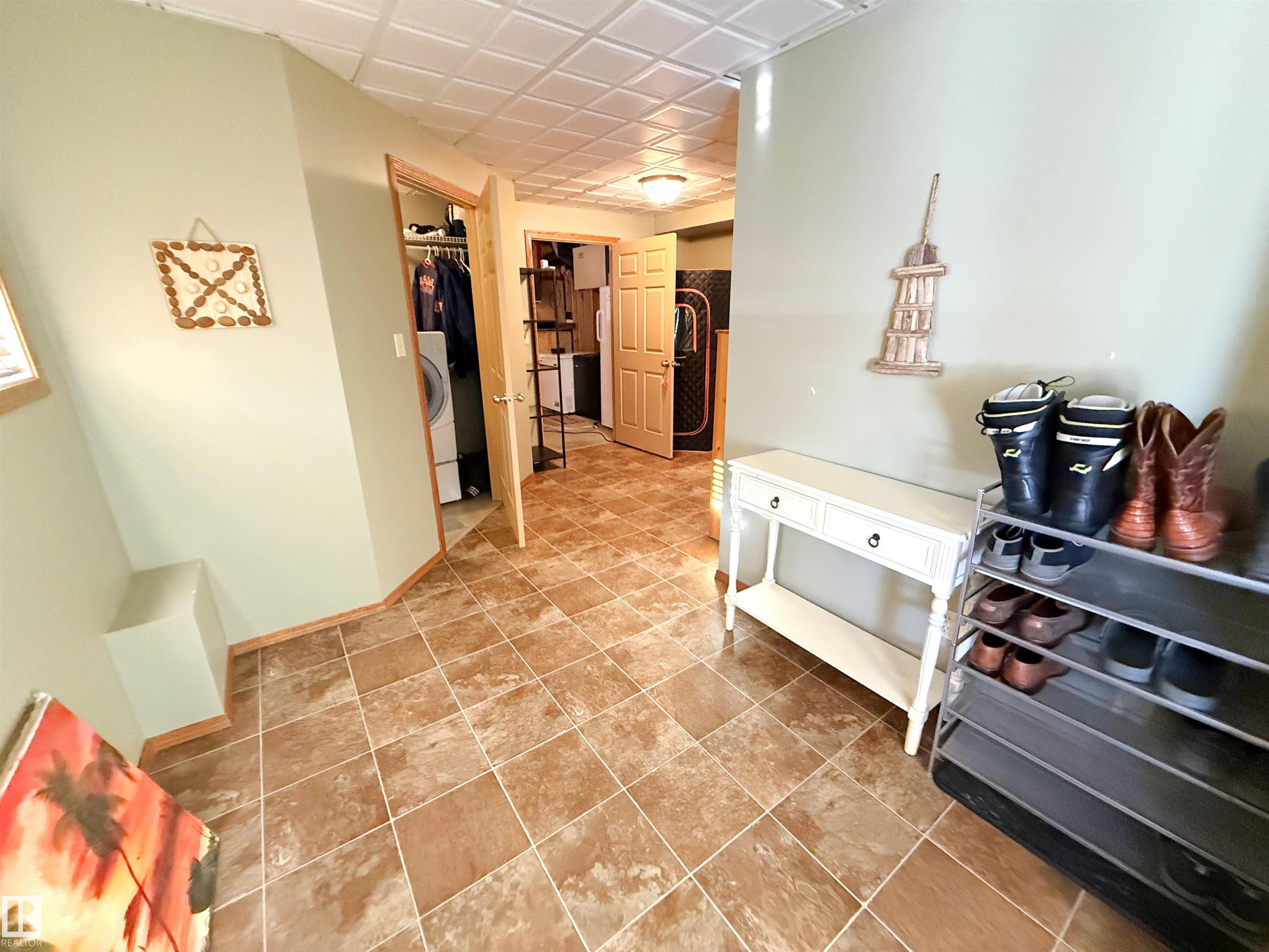 Photo 31 at 28 - 52327 Rge Road 20, Hillview Estates, Rural Parkland County