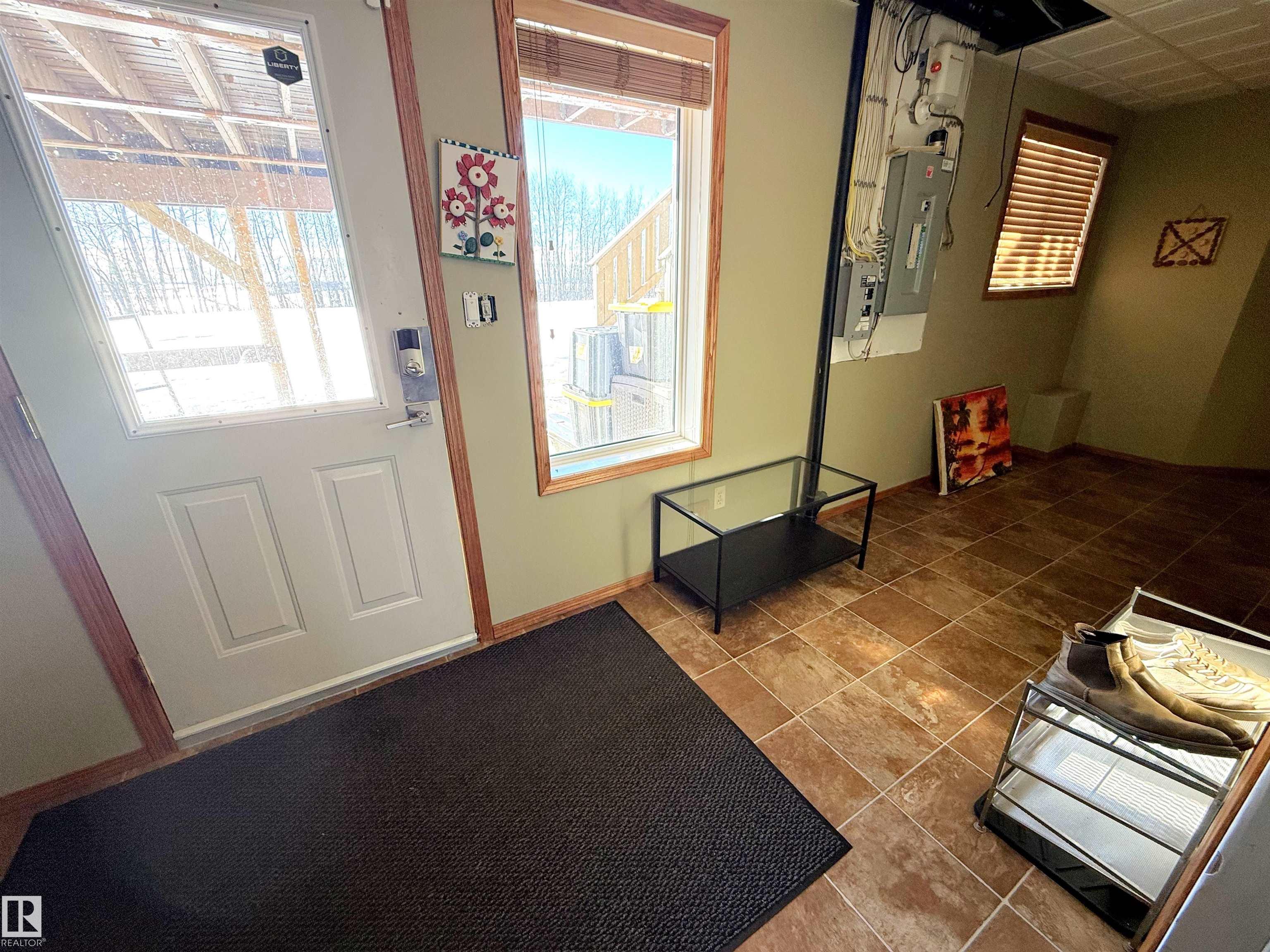 Photo 32 at 28 - 52327 Rge Road 20, Hillview Estates, Rural Parkland County