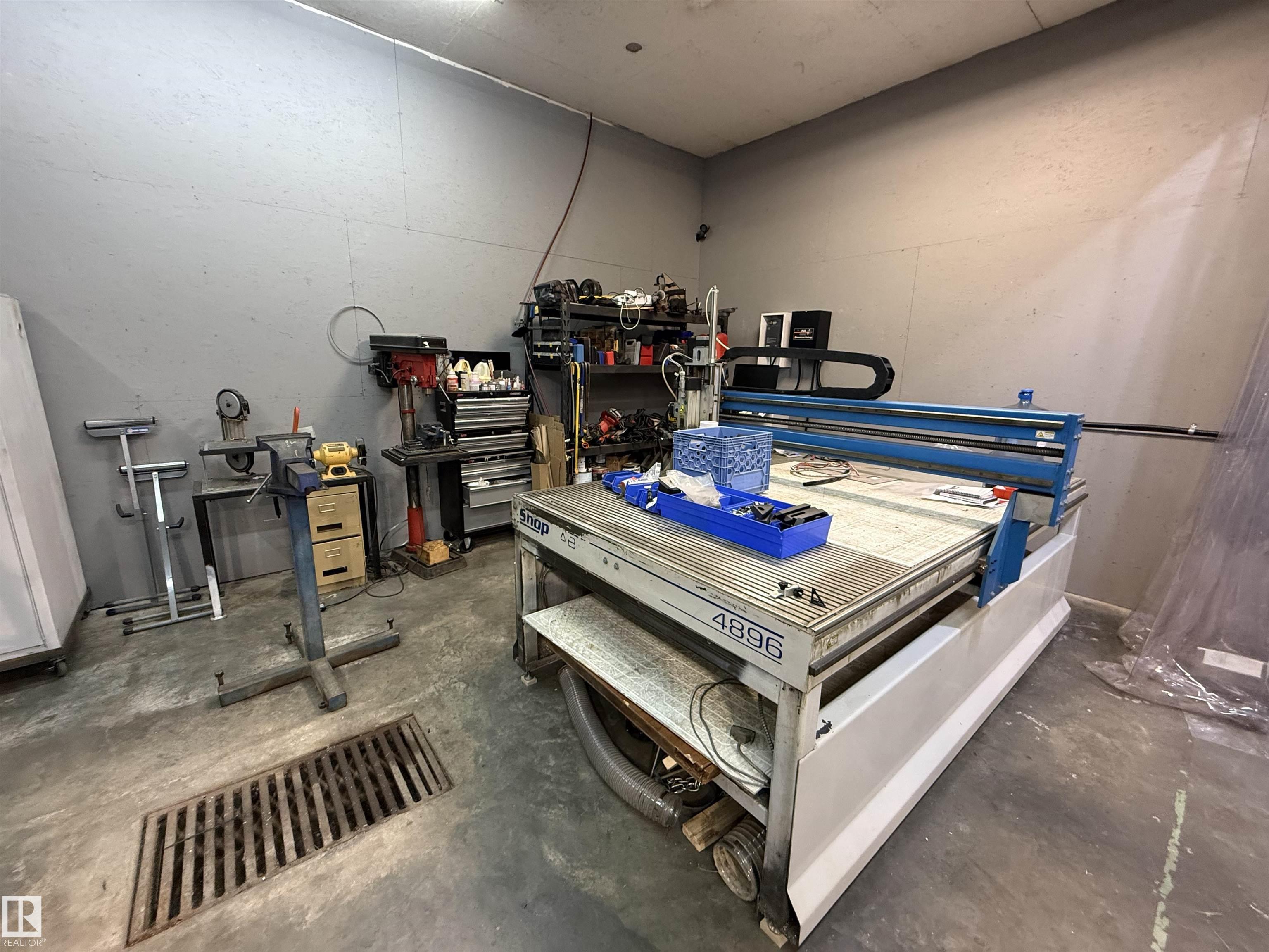 Photo 52 at 28 - 52327 Rge Road 20, Hillview Estates, Rural Parkland County