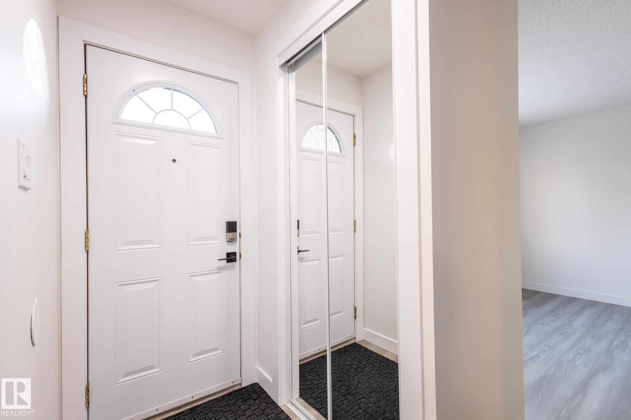 Photo 2 at 130 Roseland Village NW, Northmount, Edmonton