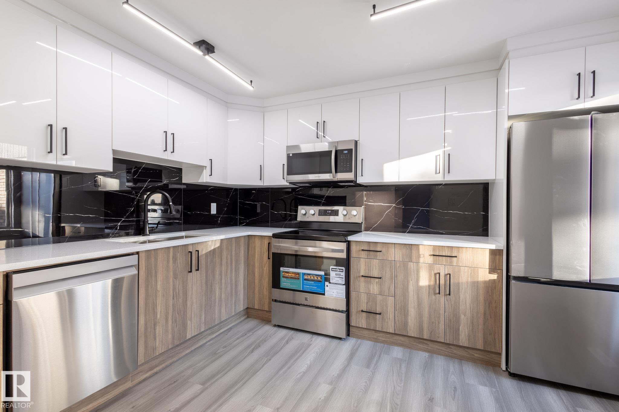 Photo 12 at 130 Roseland Village NW, Northmount, Edmonton