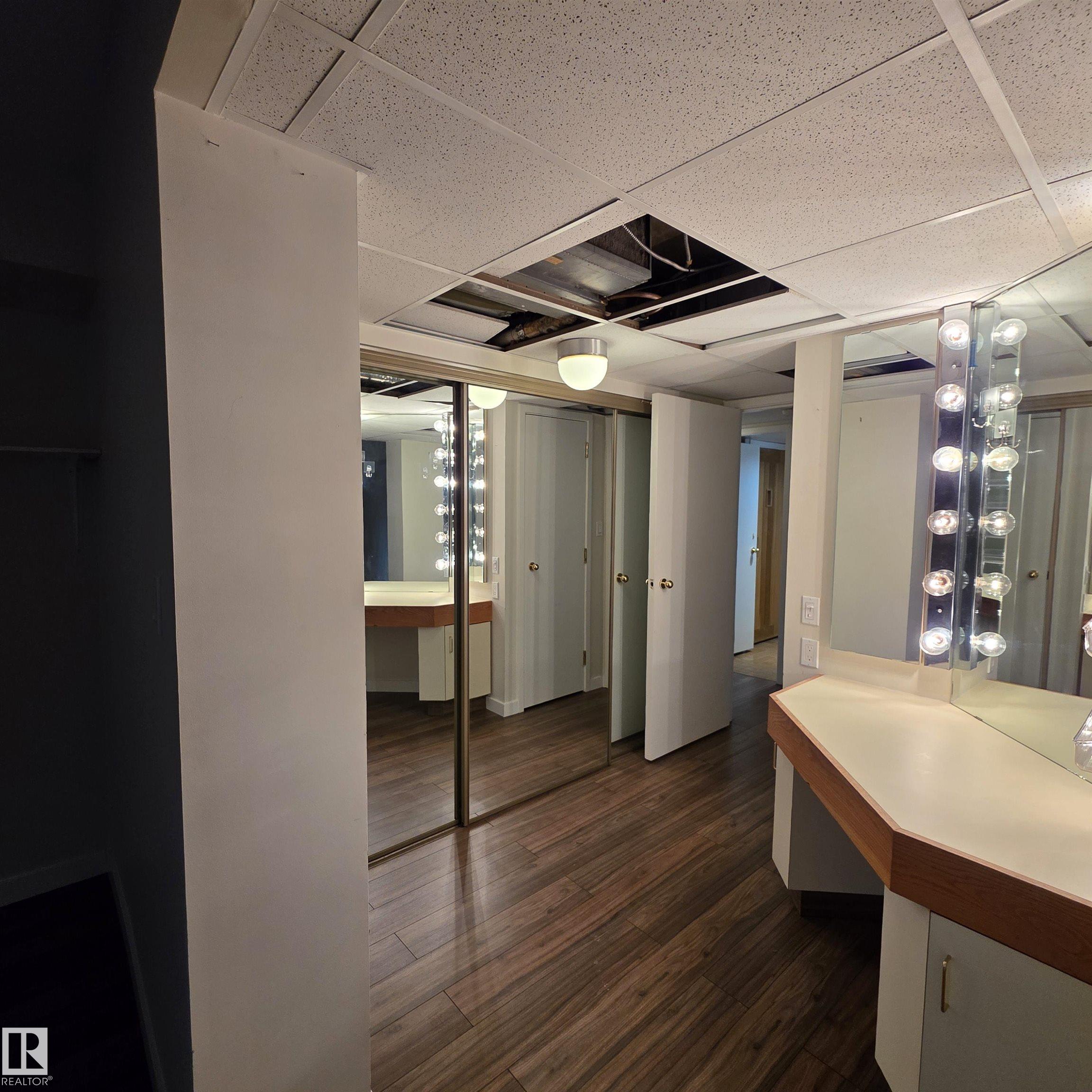 Photo 36 at 2C - 10050 118 Street NW, Wîhkwêntôwin, Edmonton