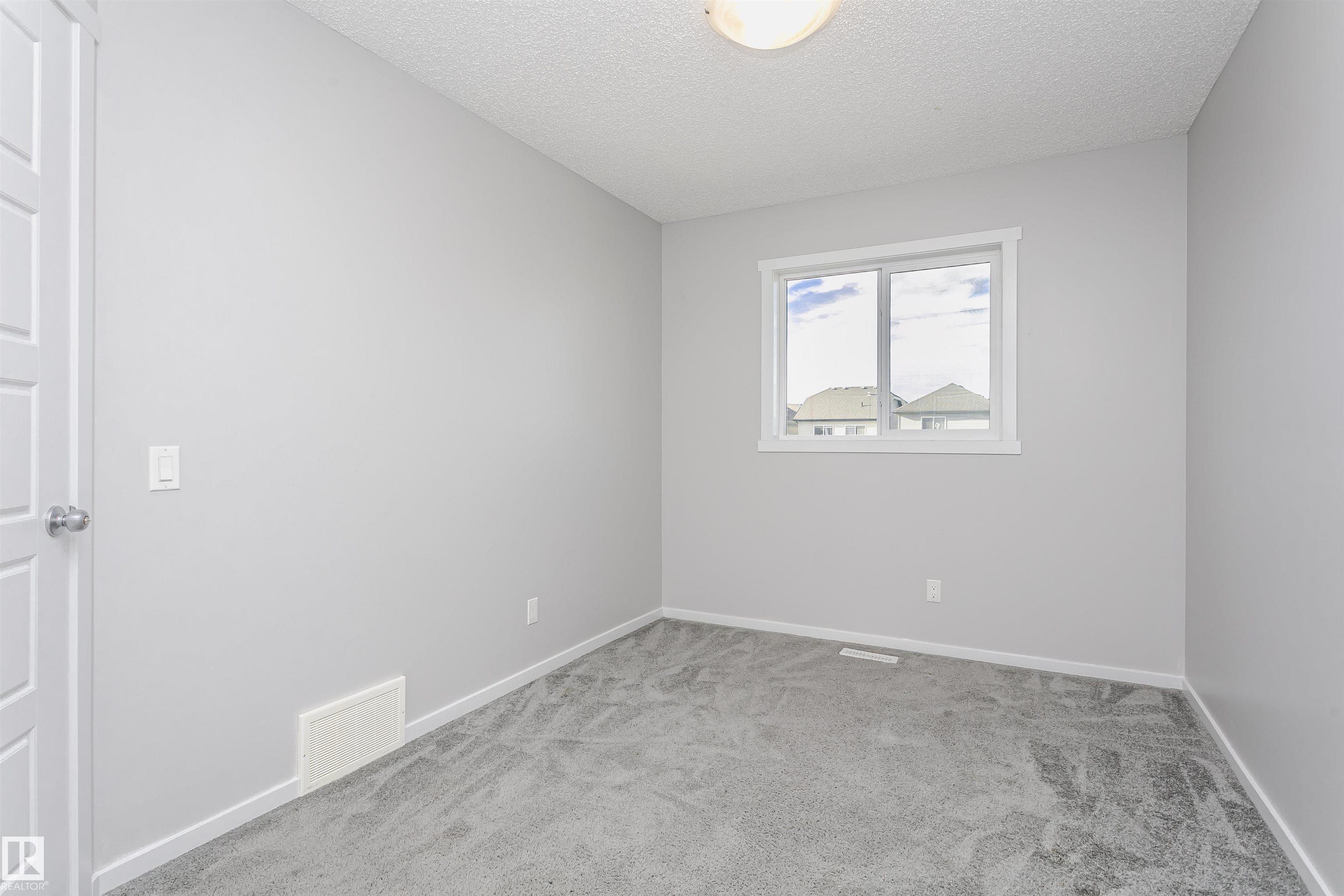 Photo 13 at 291 Edgemont Road NW, Edgemont, Edmonton