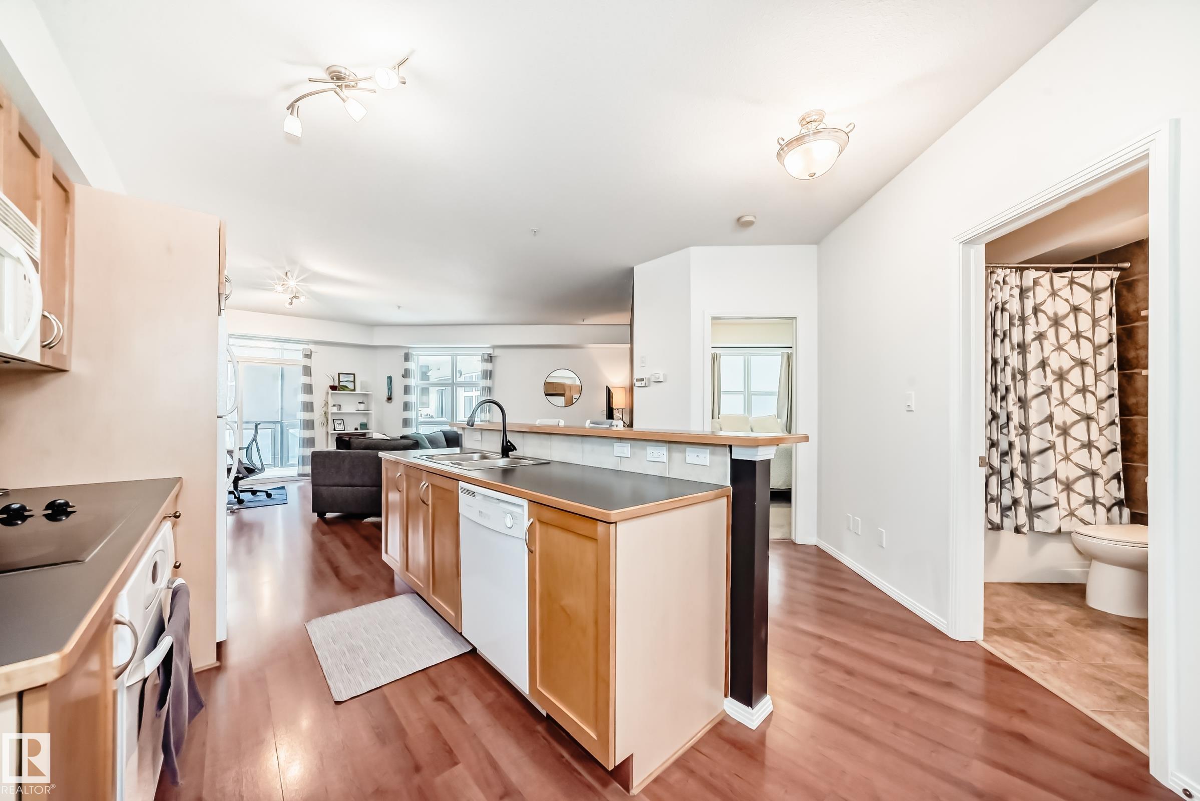 Photo 8 at 223 - 10407 122 Street NW, Westmount, Edmonton