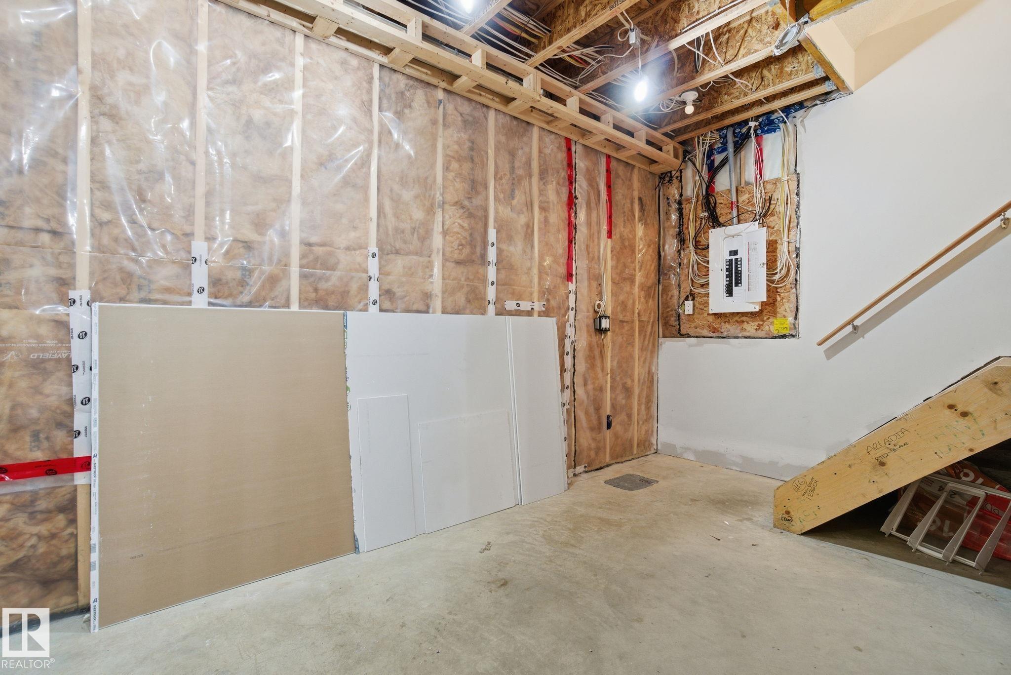 Photo 38 at 8712 96a Avenue, Morinville