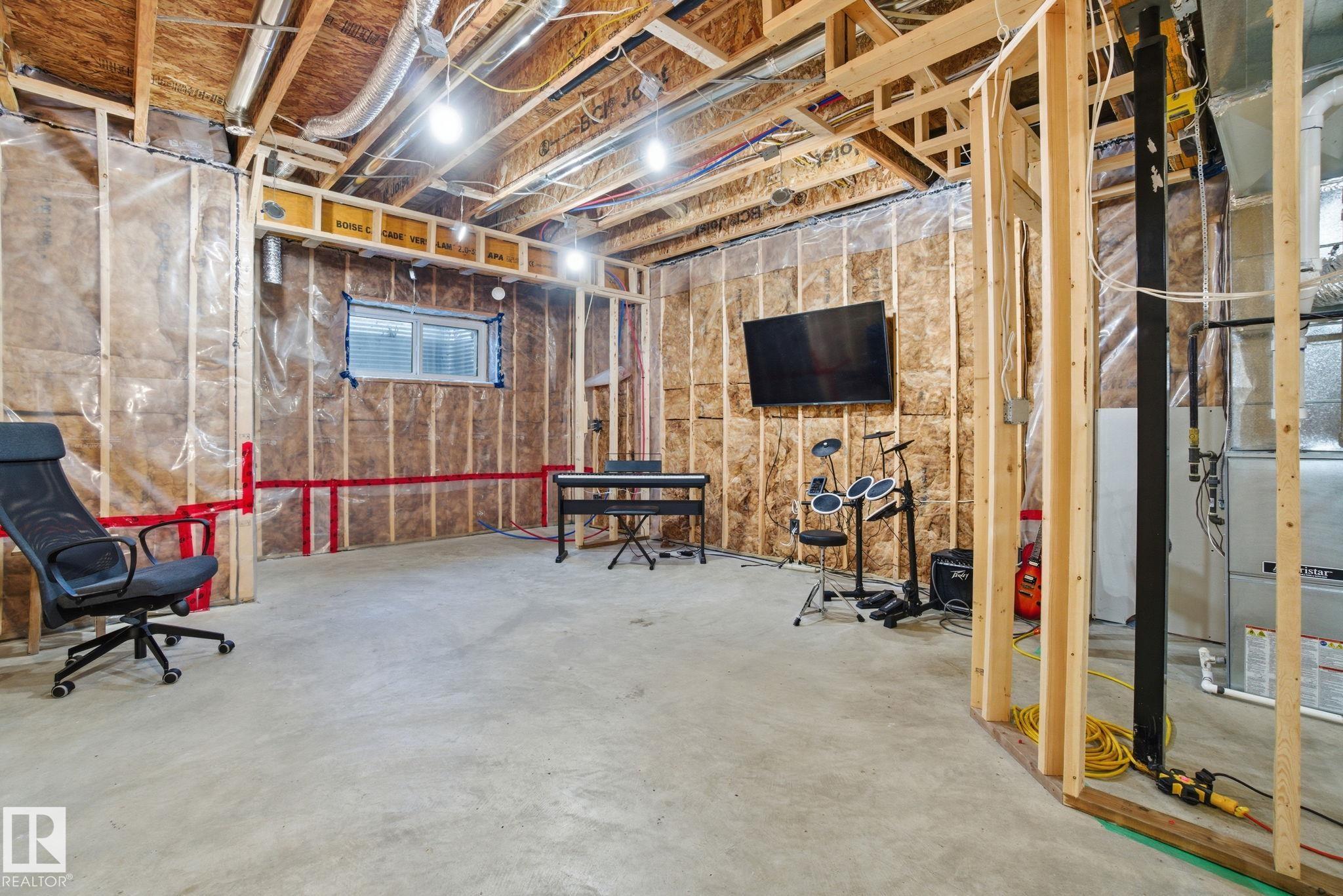 Photo 41 at 8712 96a Avenue, Morinville