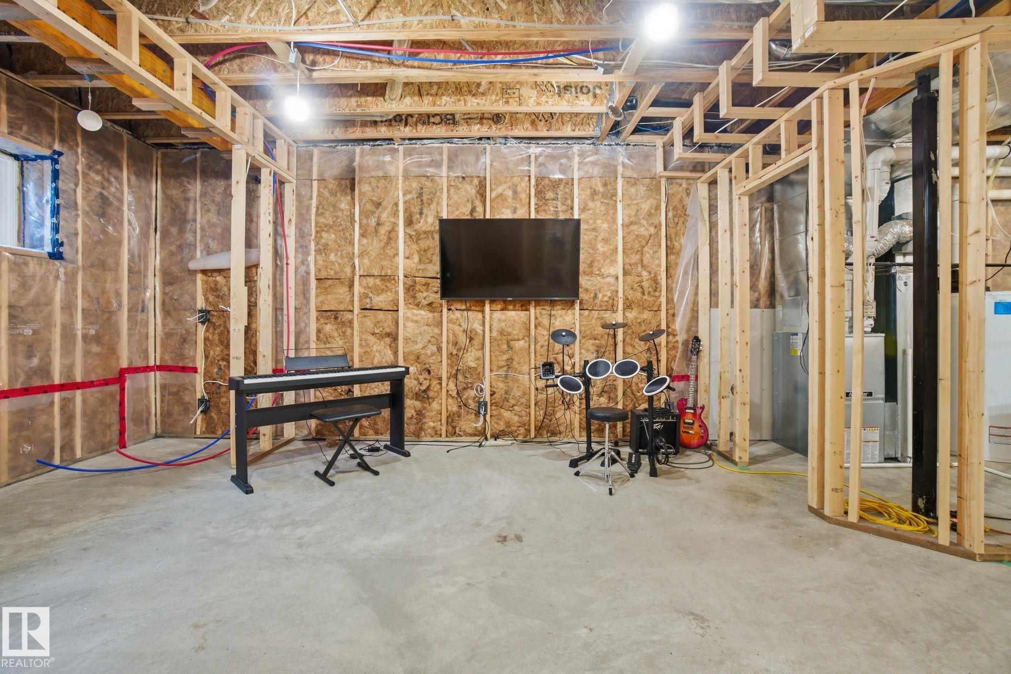 Photo 42 at 8712 96a Avenue, Morinville