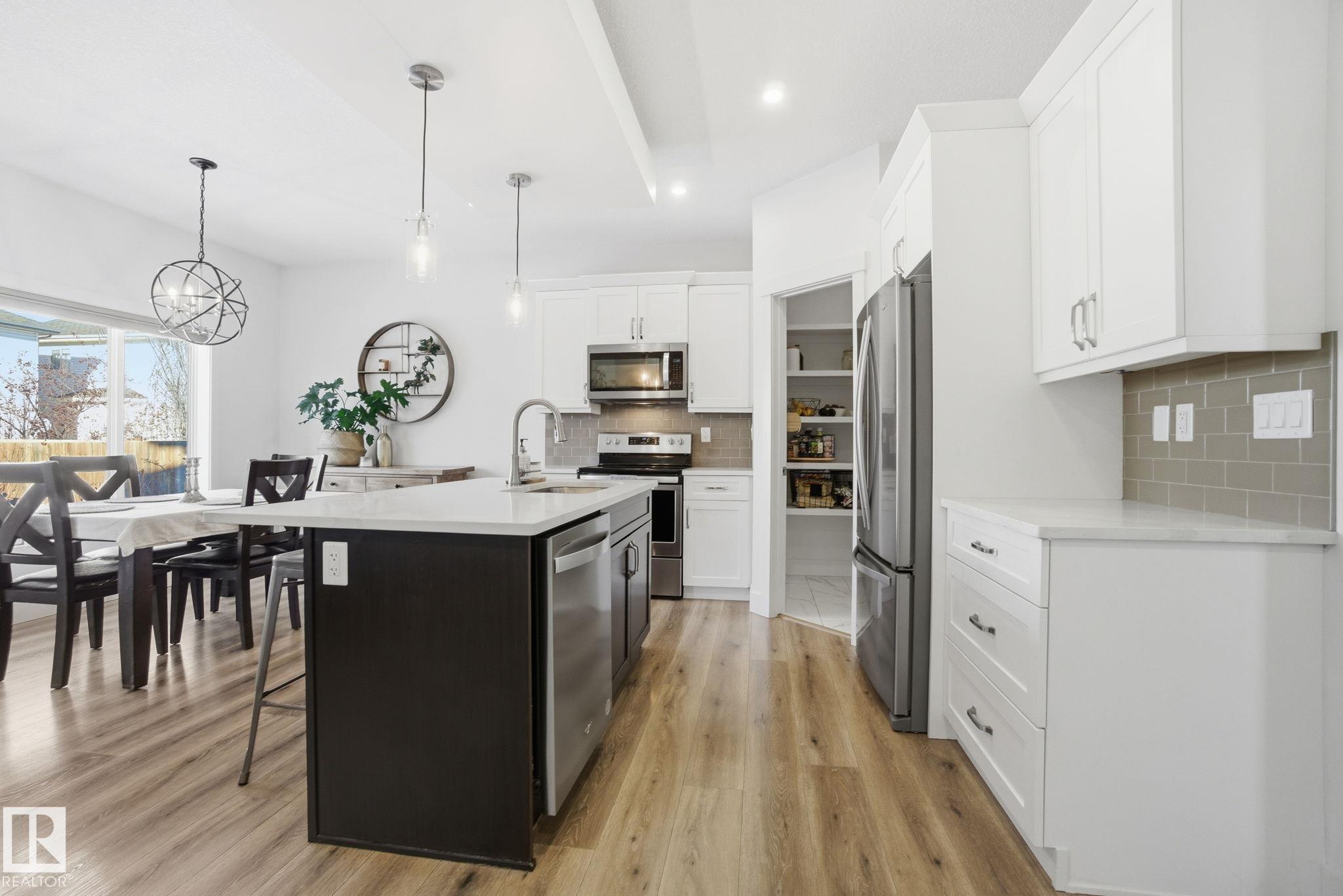 Photo 10 at 8712 96a Avenue, Morinville