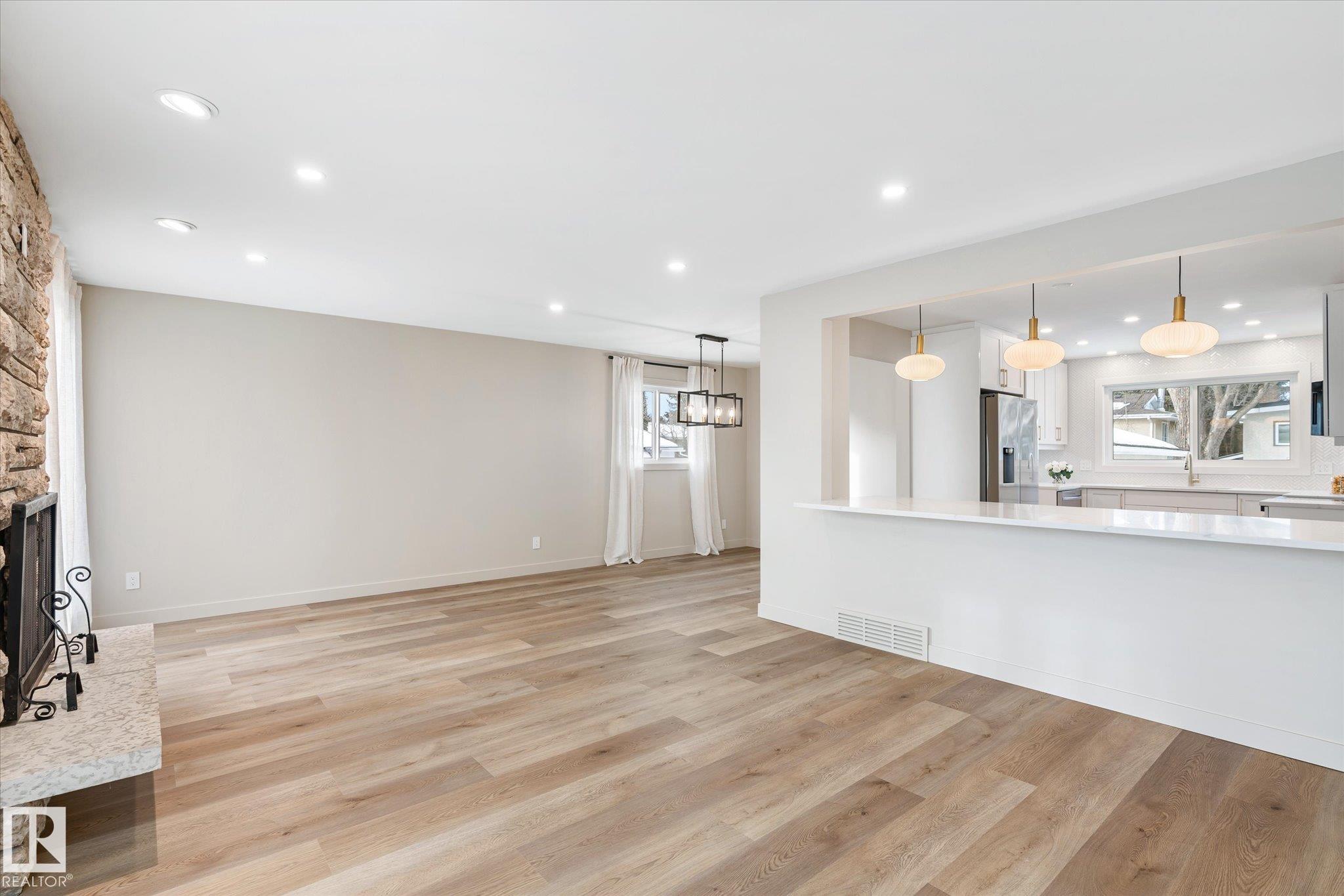 Picture for 4120 108 ST NW