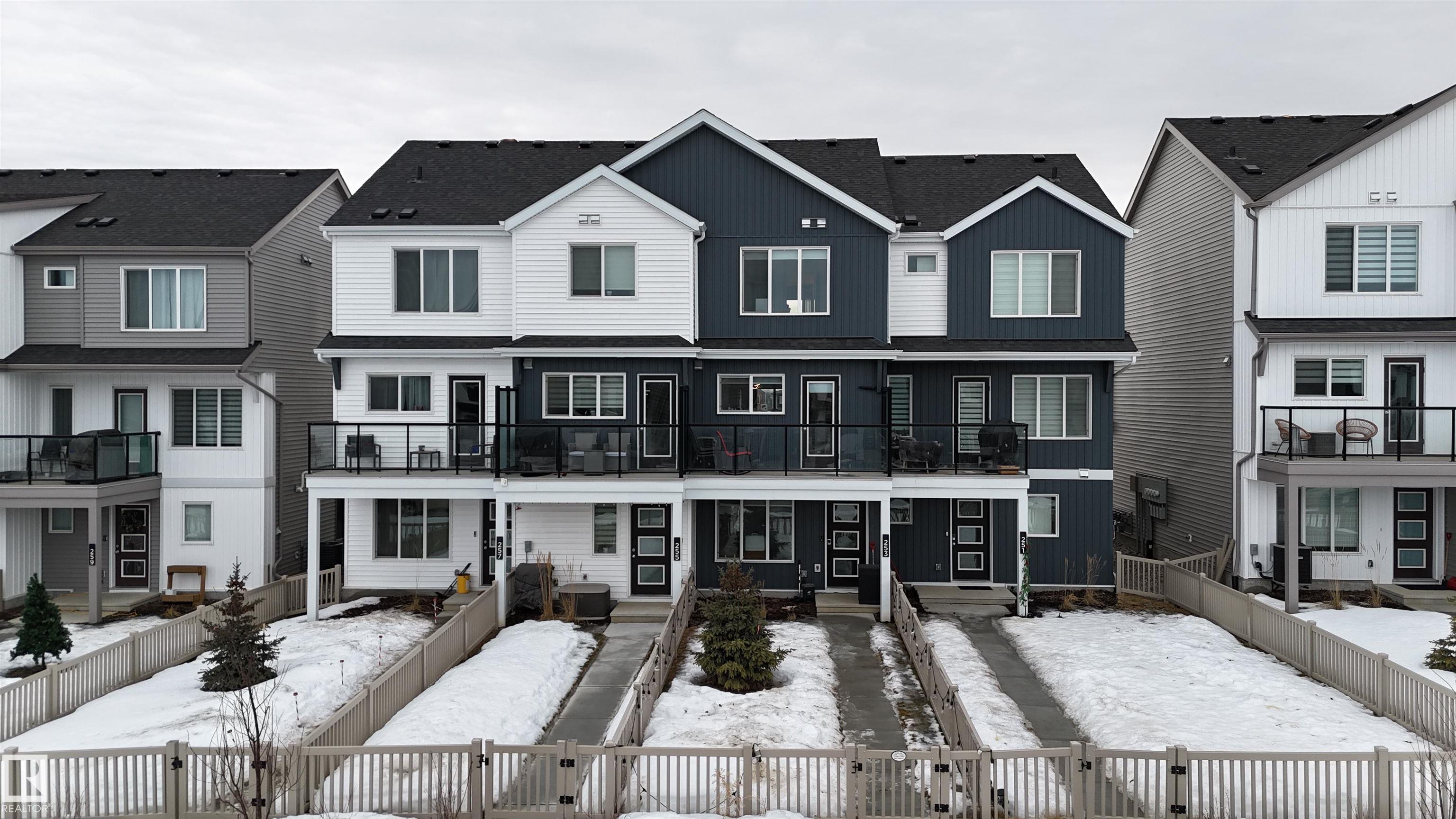 Picture for 253 MARQUIS BV NE