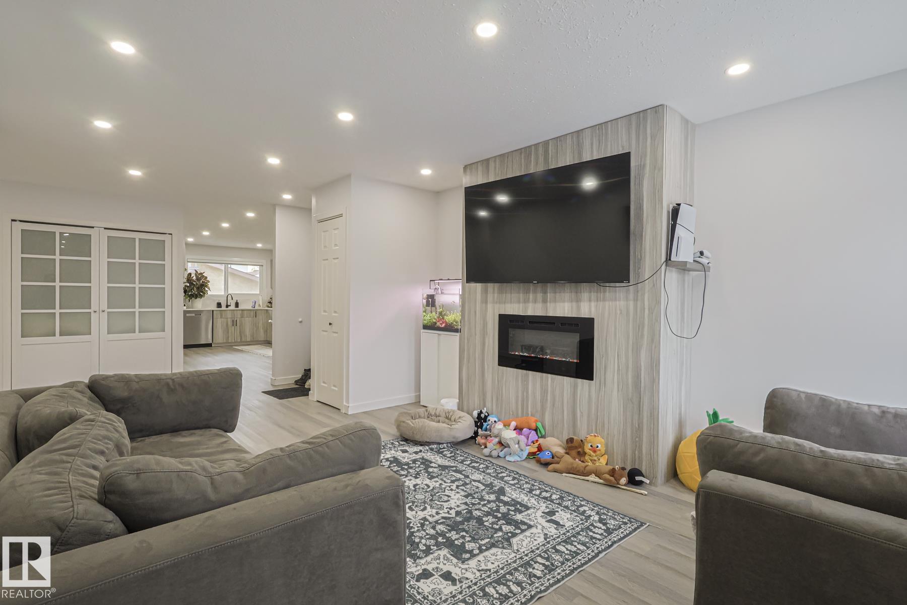 Picture for 10103 172 AV NW