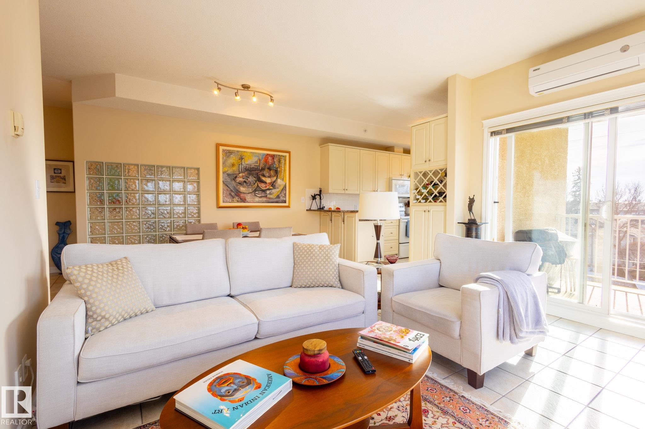 Photo 4 at 306 - 10008 151 Street NW, West Jasper Place, Edmonton