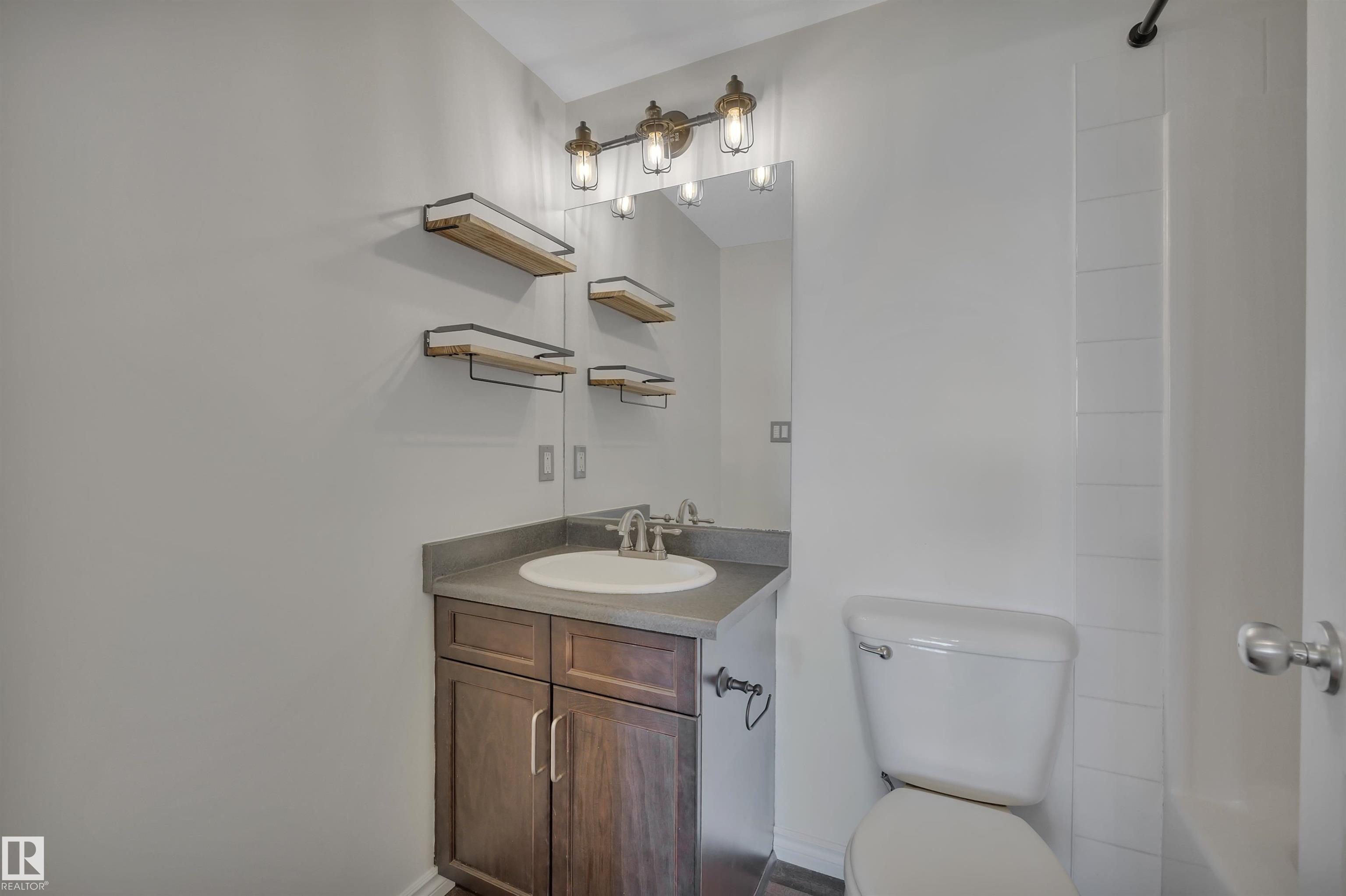 Photo 31 at 408 - 10118 95 Street NW, Boyle Street, Edmonton