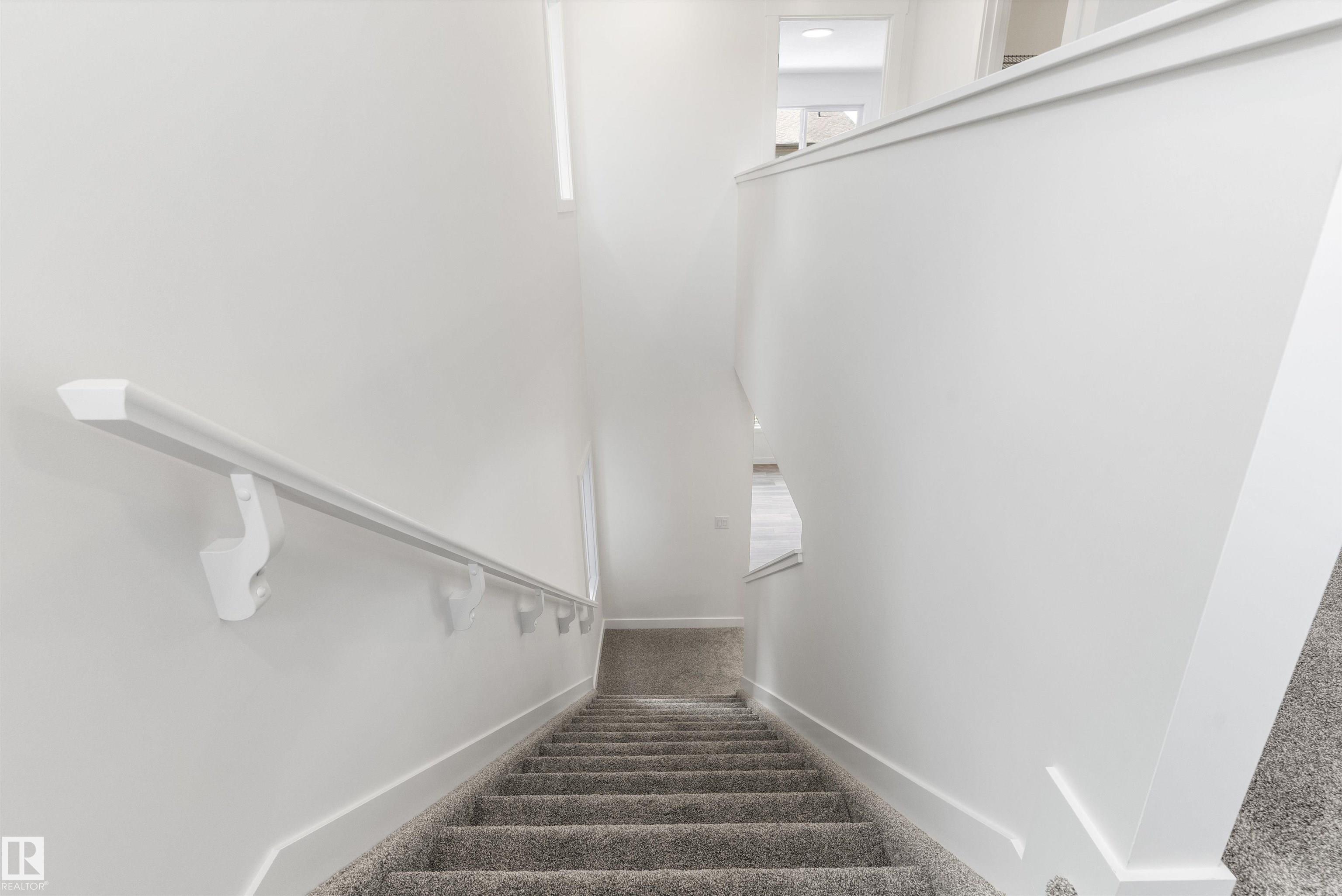 https://zimg.paragon.ice.com/ParagonImages/Property/PM/RAE/225385594/16/0/0/10ddc2eebfed0393c355185fb1969db3/1/c63c9441fcbc69058f6b830ccebdbcda/225385594-8aed1b9f-eeac-4042-b614-86ef0d551bc1.JPG