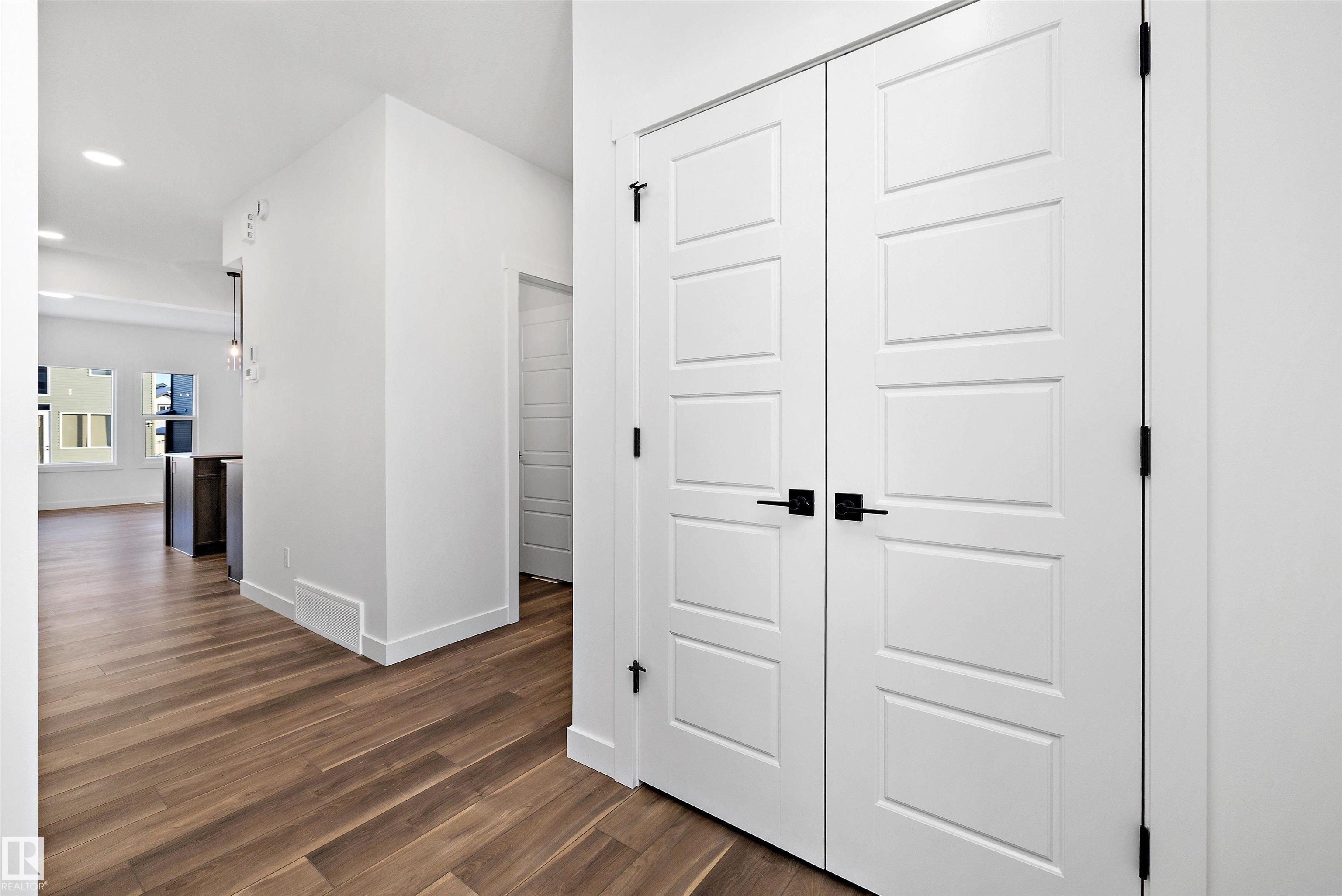 Photo 9 at 2720 194 Street NW, The Uplands, Edmonton