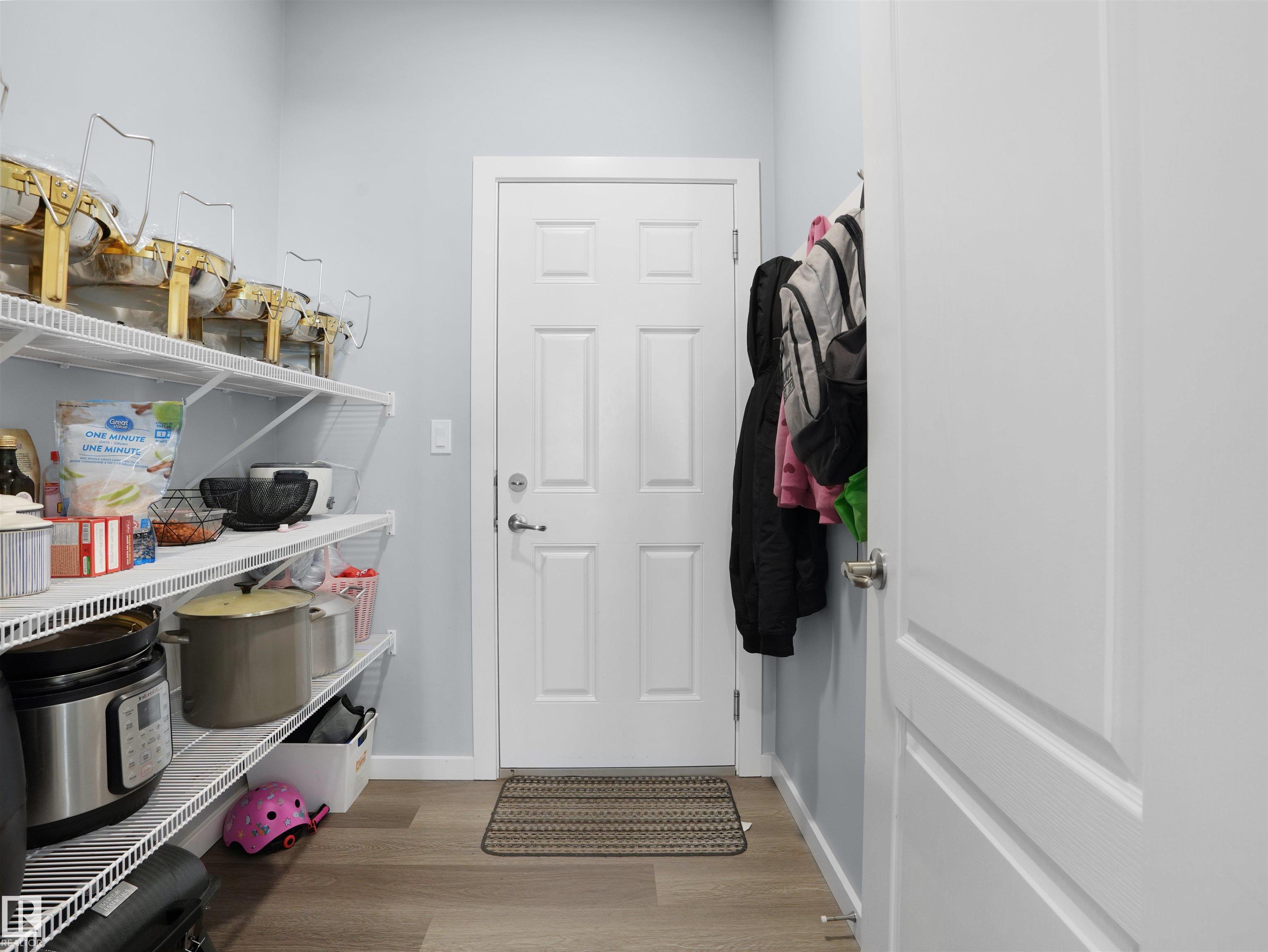 Photo 17 at 207 41 Avenue NW, Maple Crest, Edmonton