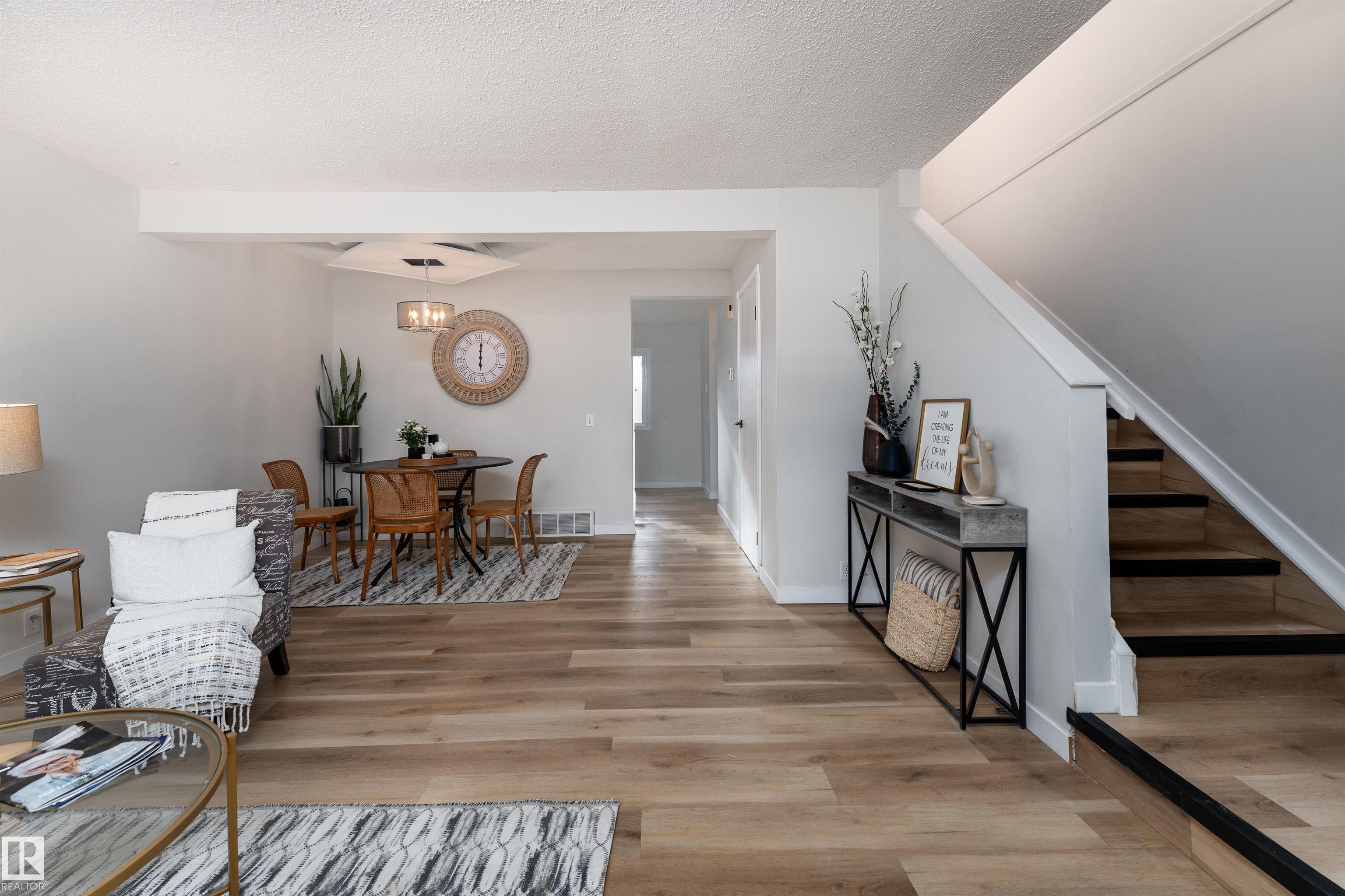 Picture for 2909 139 AV NW