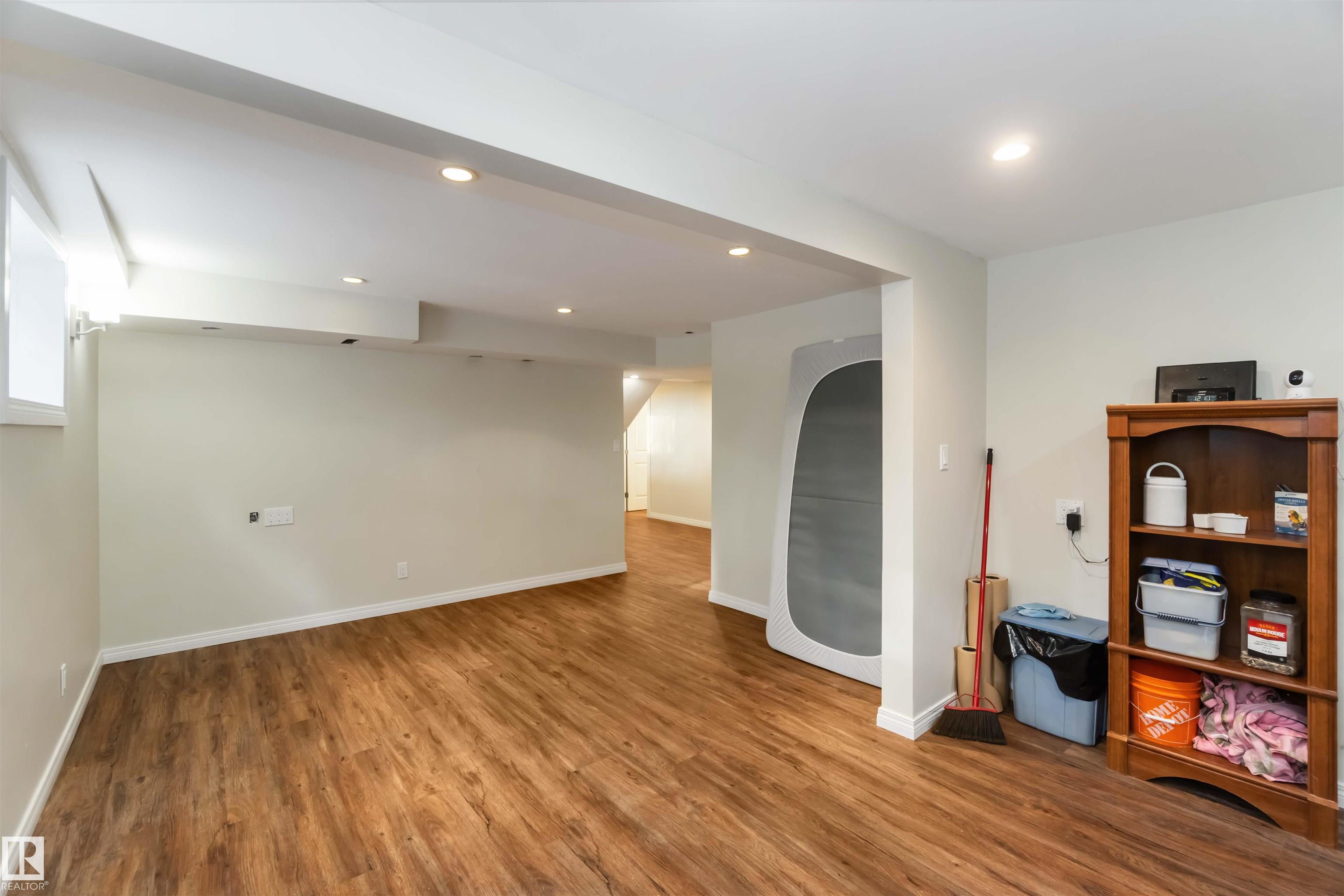 Photo 38 at 91 - 54200 Rge Road 265, None, Rural Sturgeon County