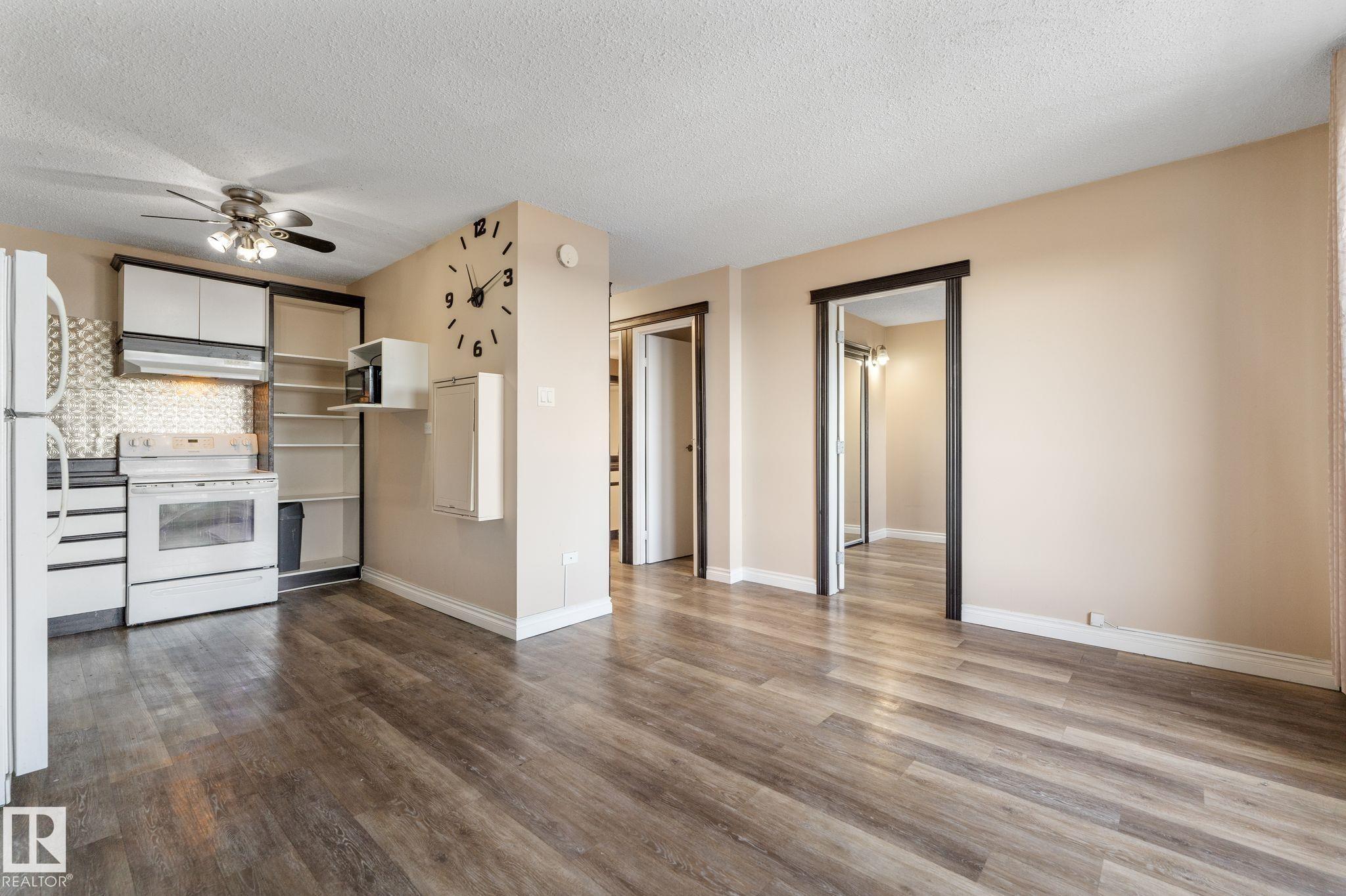 1202 - 10150 117 Street NW, Wîhkwêntôwin, Edmonton