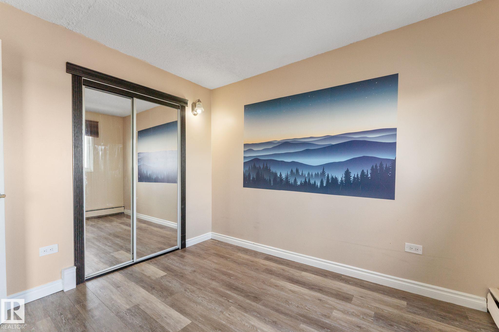 Photo 10 at 1202 - 10150 117 Street NW, Wîhkwêntôwin, Edmonton