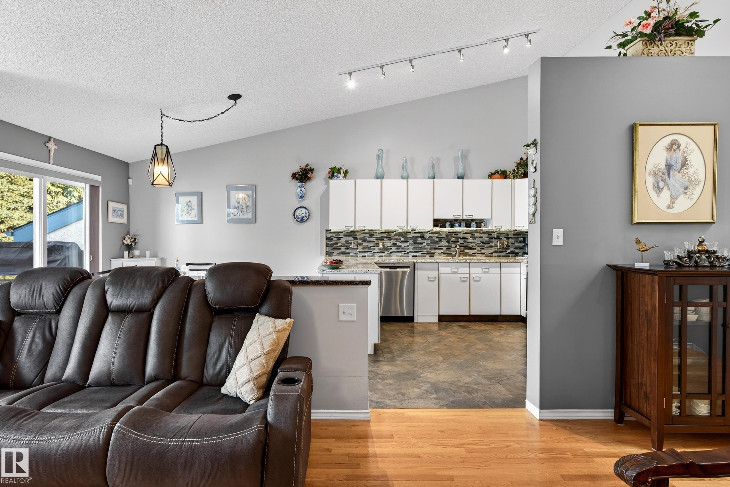 Photo 11 at 4 - 85 Gervais Road, Grandin, St. Albert