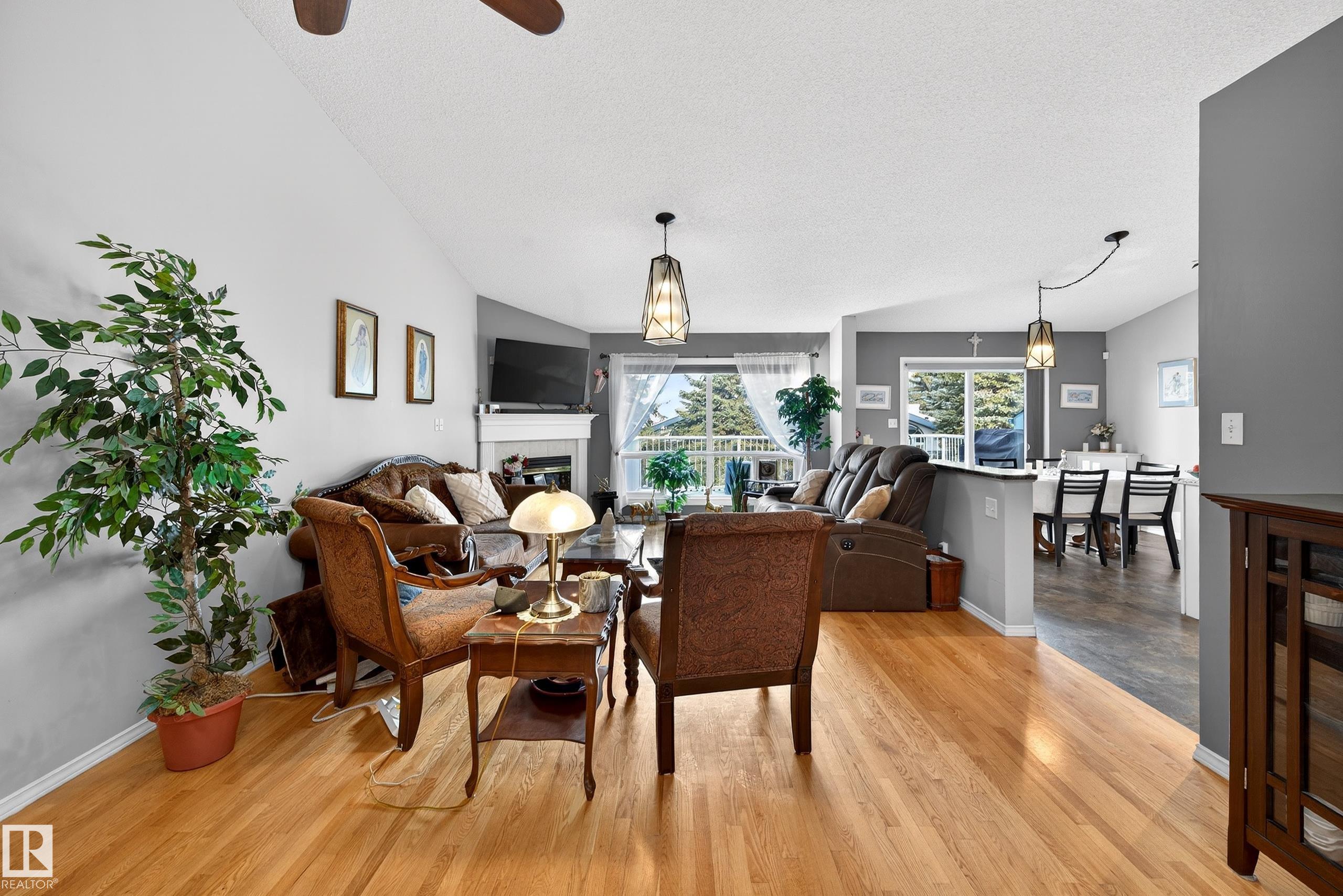 Photo 7 at 4 - 85 Gervais Road, Grandin, St. Albert