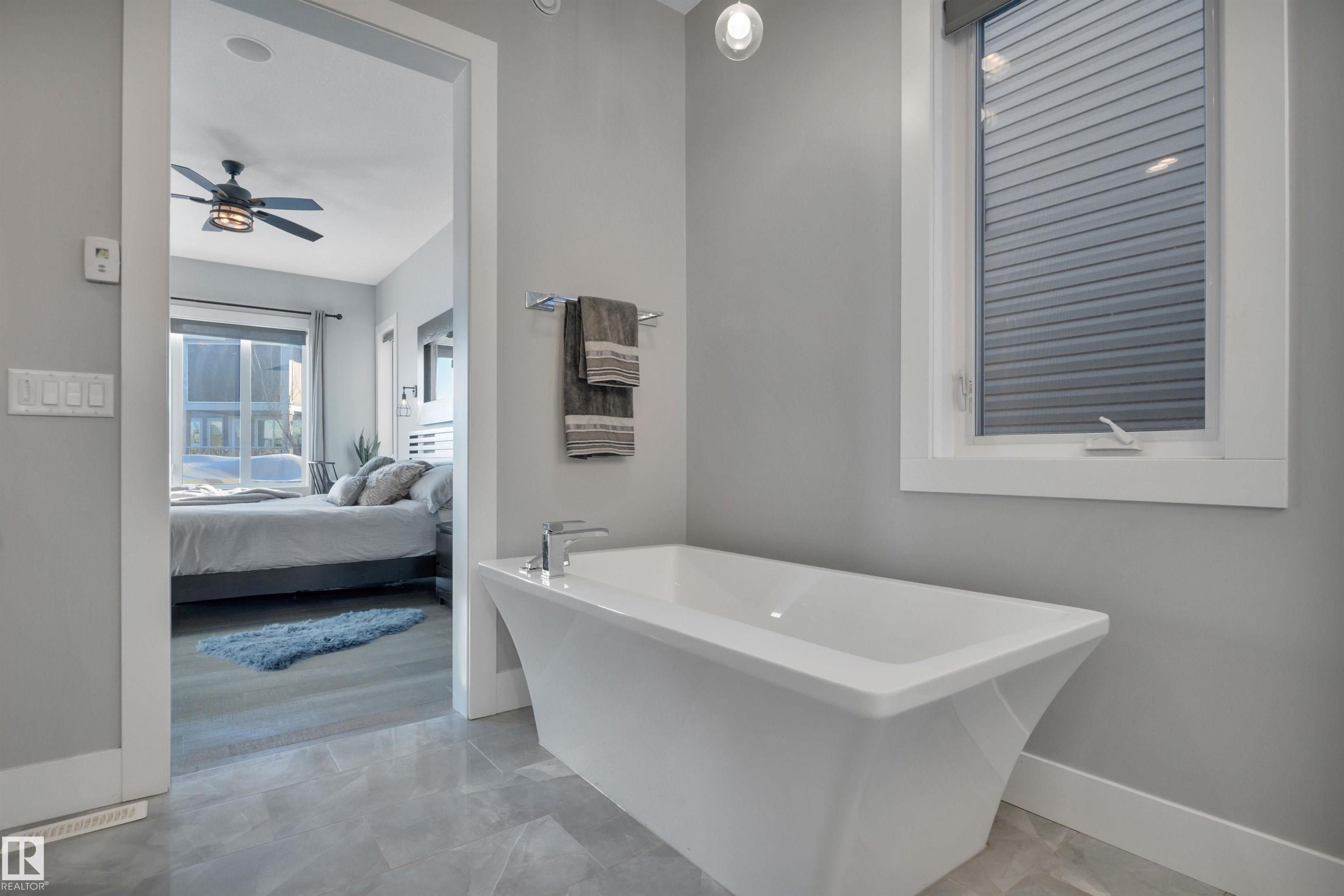 Photo 29 at 4001 47 Avenue, Forest Heights, Beaumont