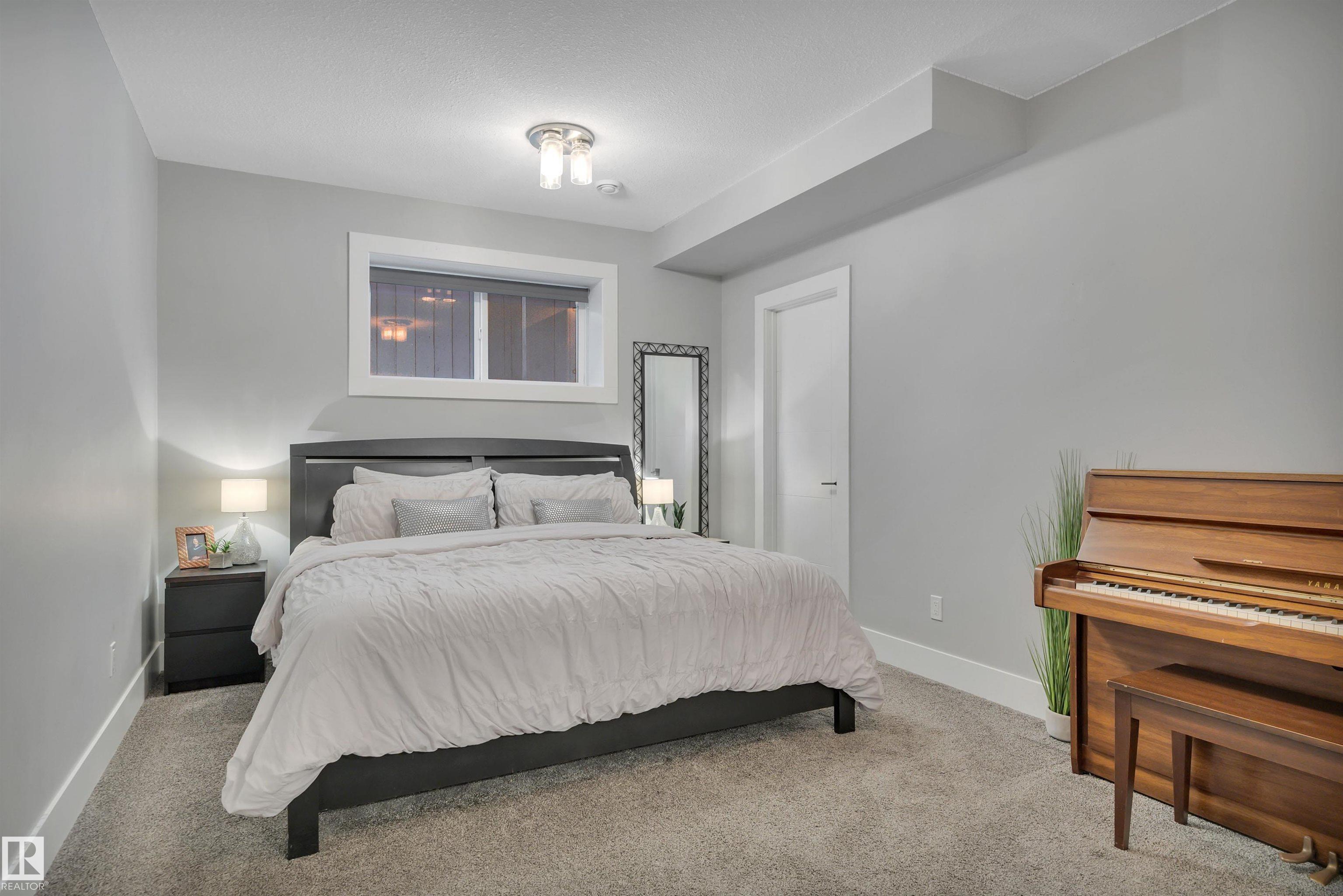 Photo 47 at 4001 47 Avenue, Forest Heights, Beaumont