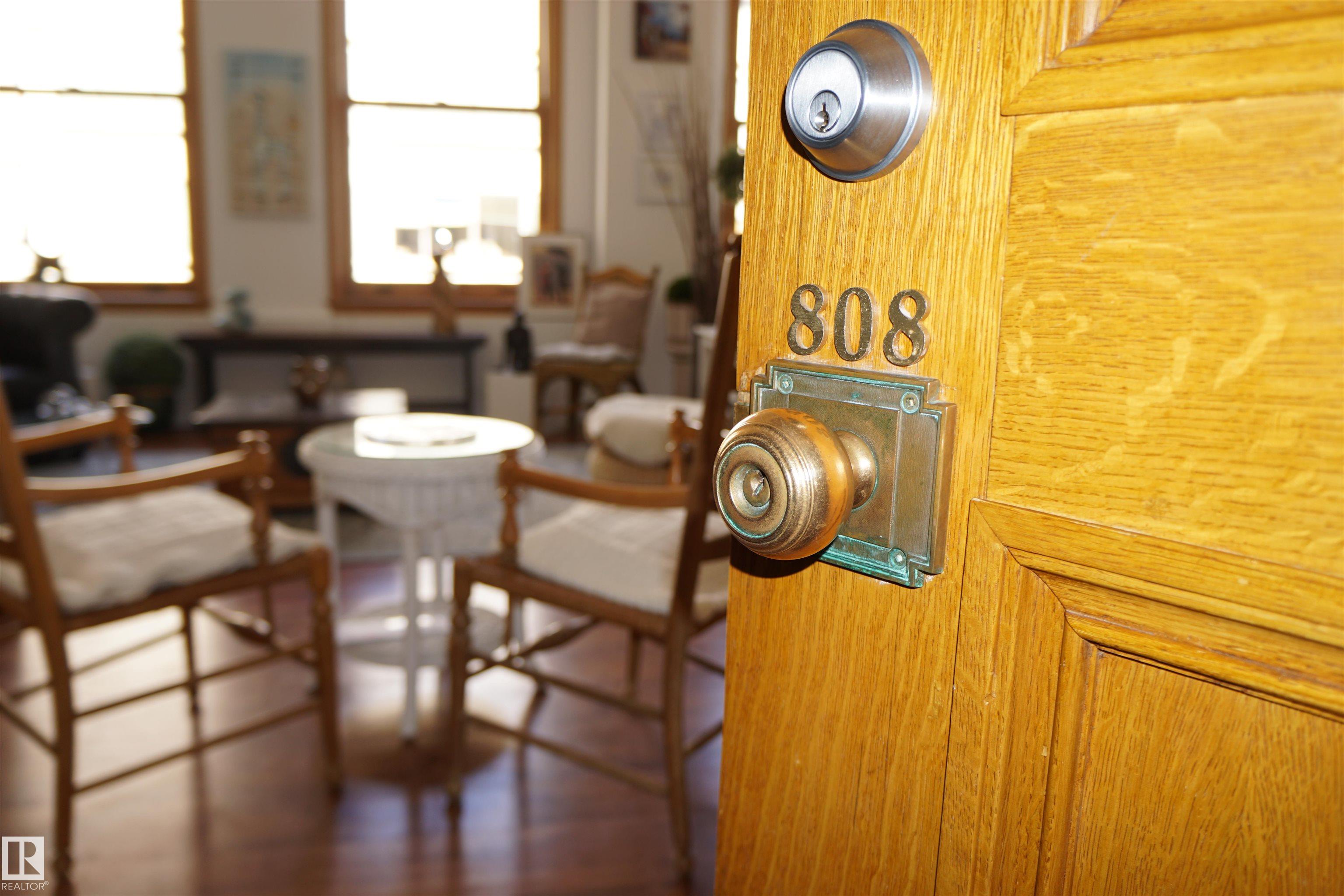 808 - 10134 100 Street NW, Downtown, Edmonton