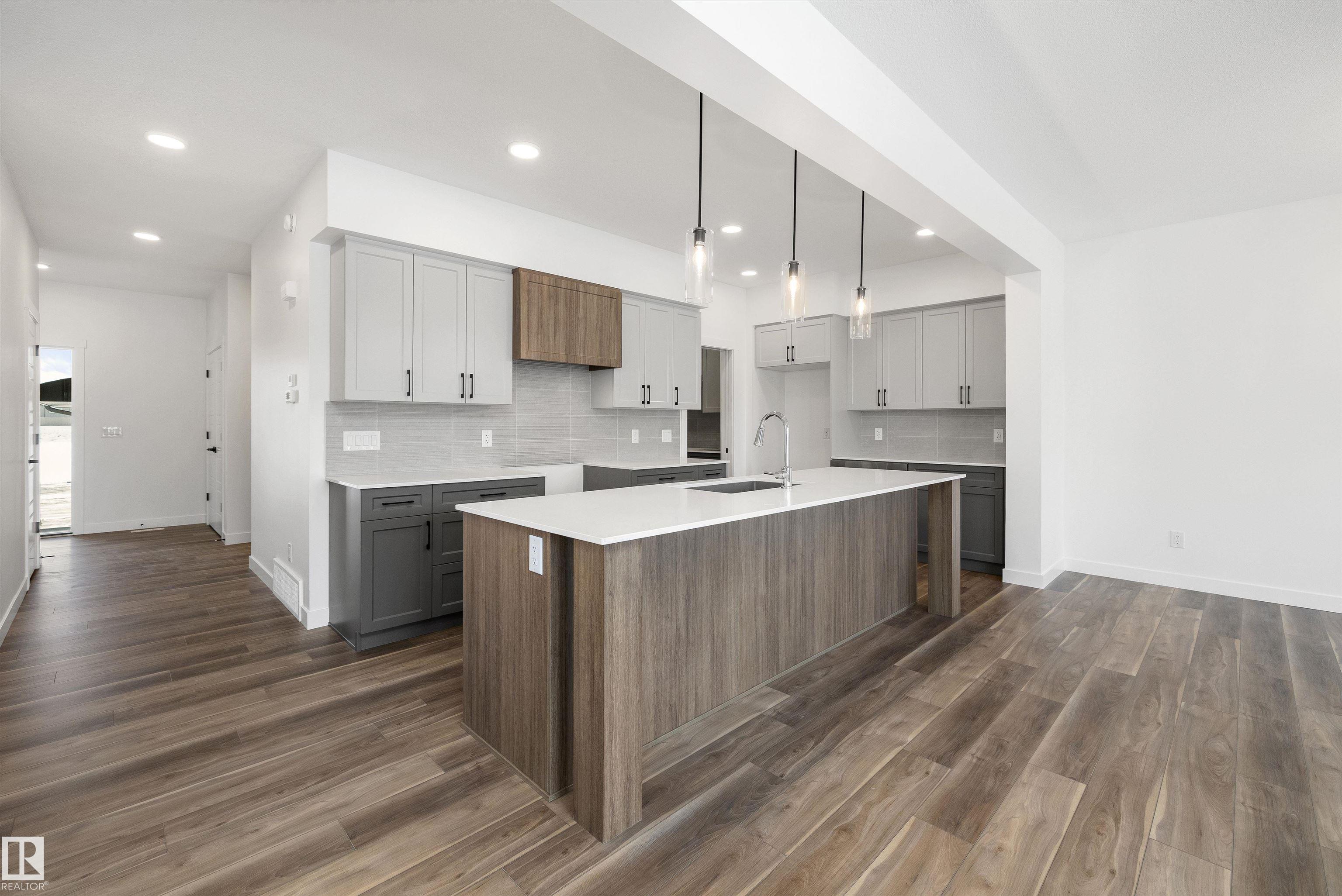 Photo 14 at 19428 25 Avenue NW, The Uplands, Edmonton