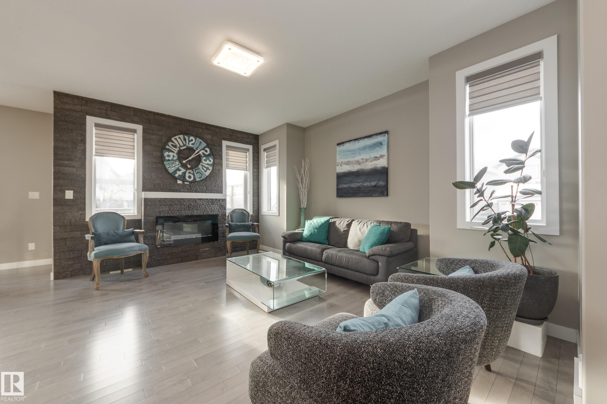 Photo 4 at 8729 Carson Way SW, Chappelle Area, Edmonton