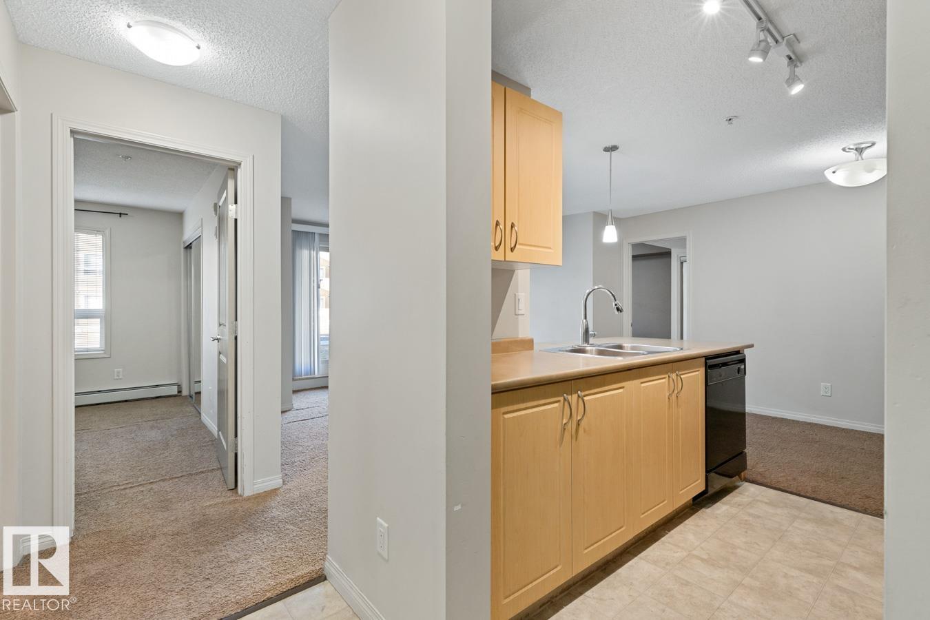 Photo 5 at 108 - 13907 136 Street NW, Hudson, Edmonton