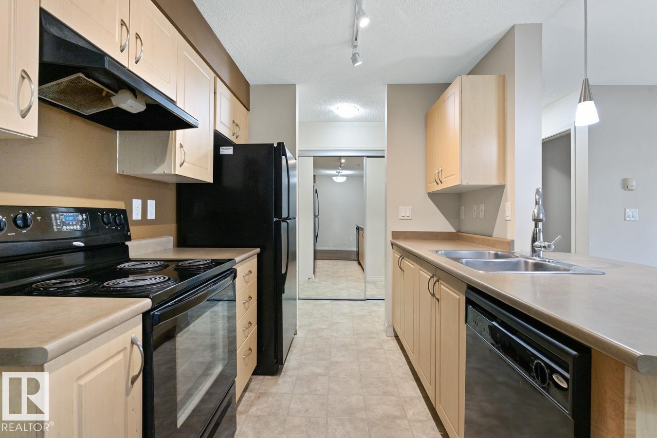 Photo 10 at 108 - 13907 136 Street NW, Hudson, Edmonton