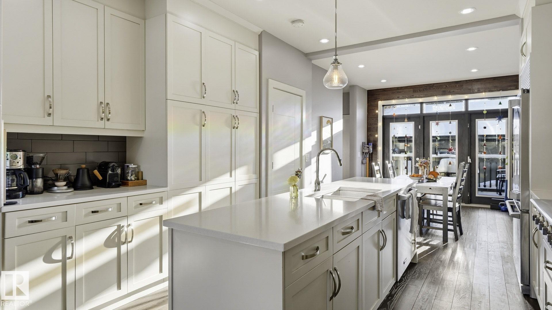 Picture for 11331 76 AV NW