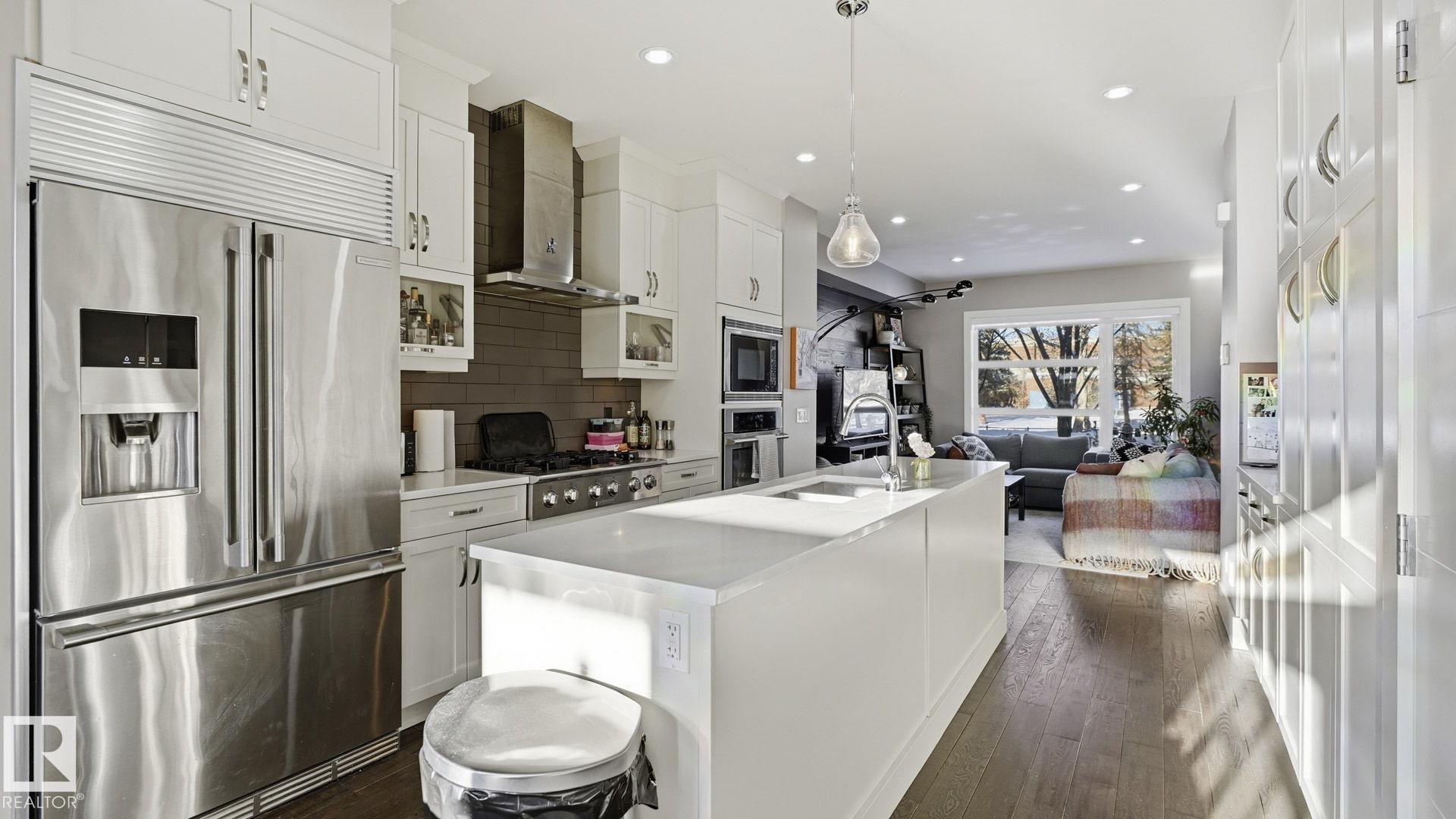 Picture for 11331 76 AV NW