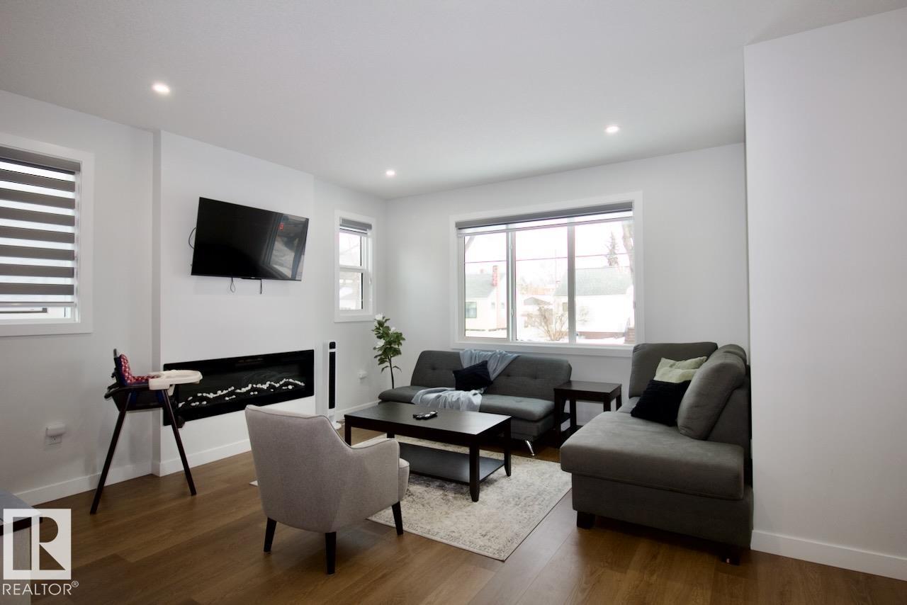 Picture for #MAIN 11932 64 ST NW