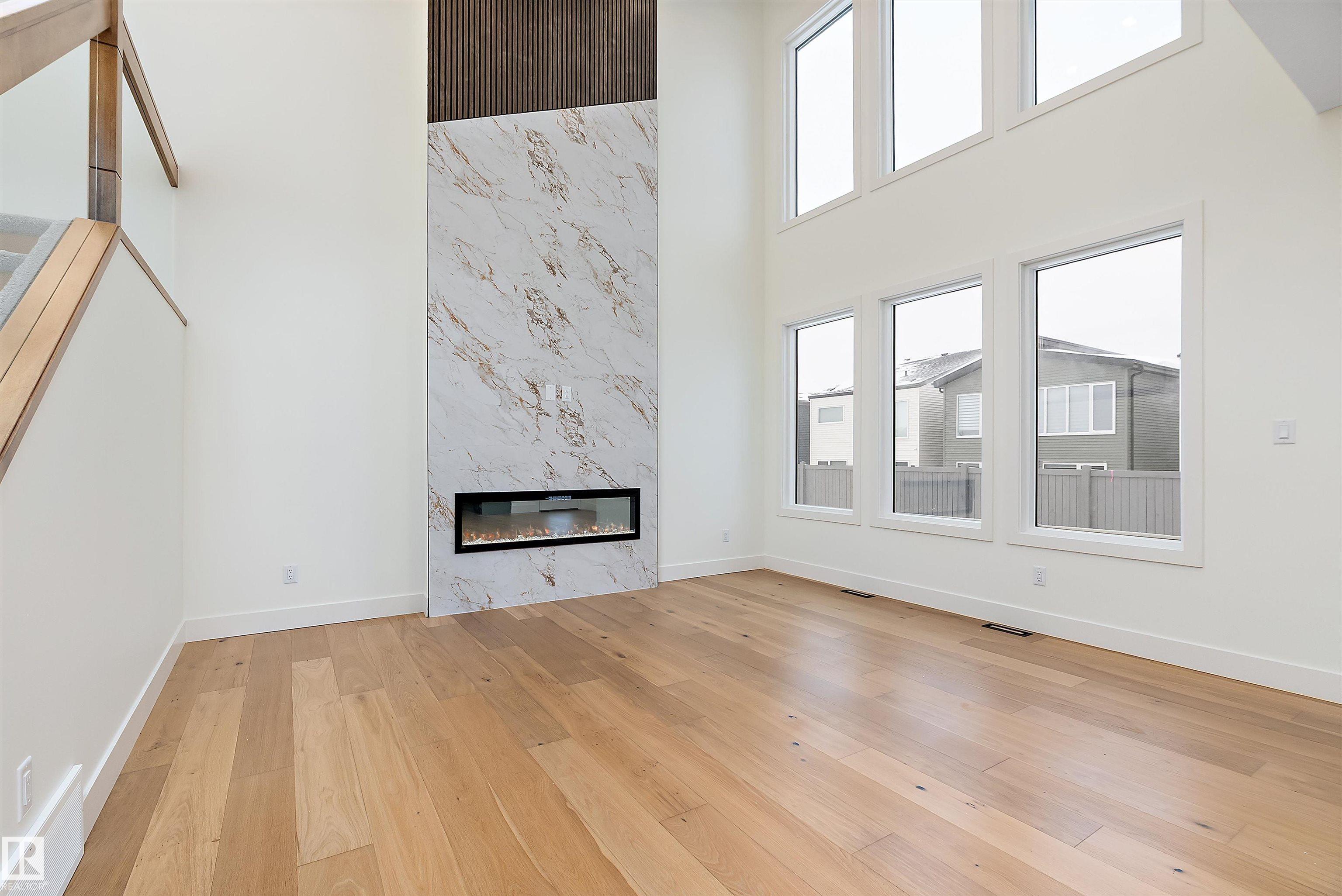 6887 Knox Loop SW, Keswick, Edmonton