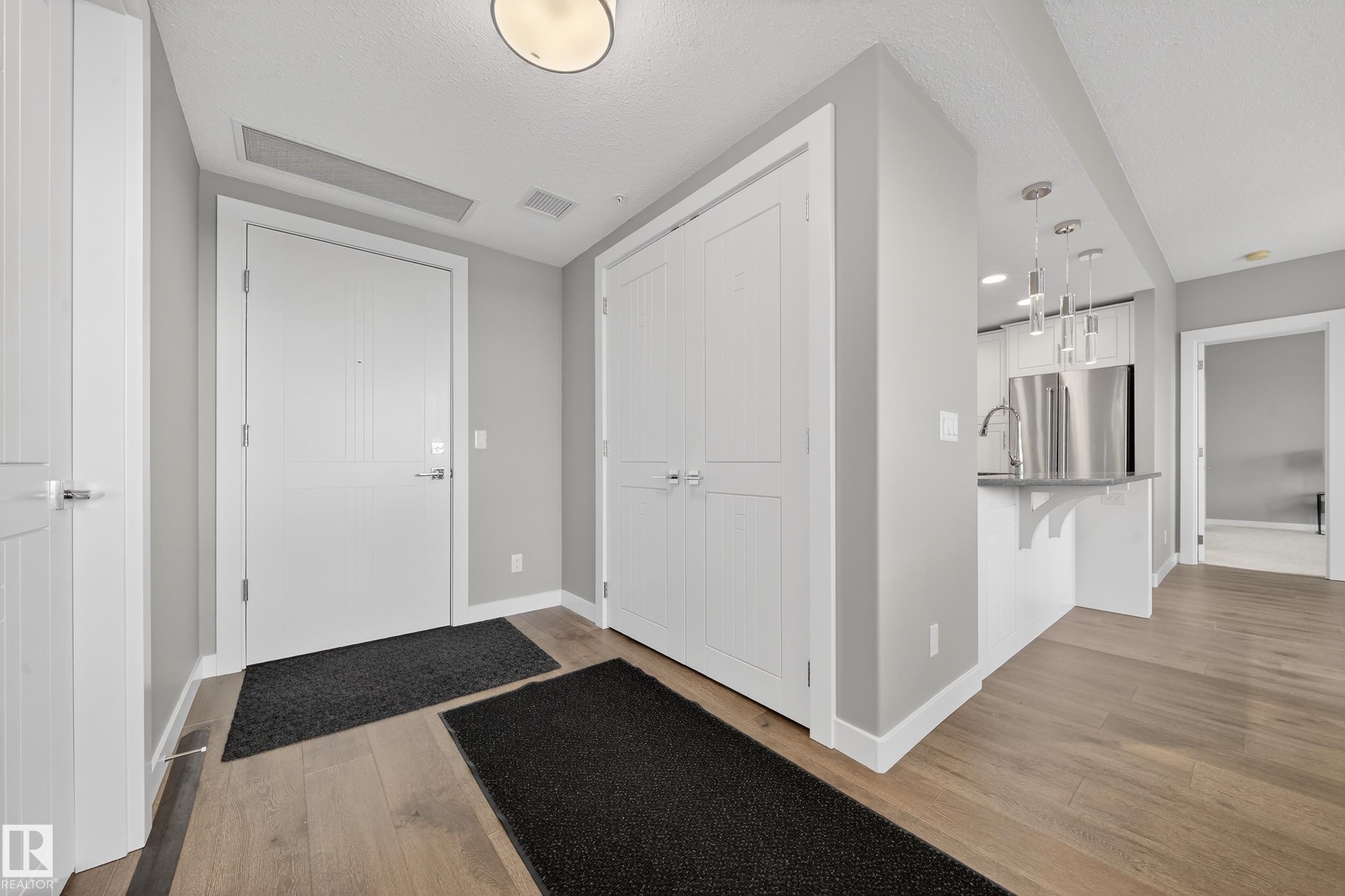 416 - 61 Festival Way, Centre In The Park, Sherwood Park